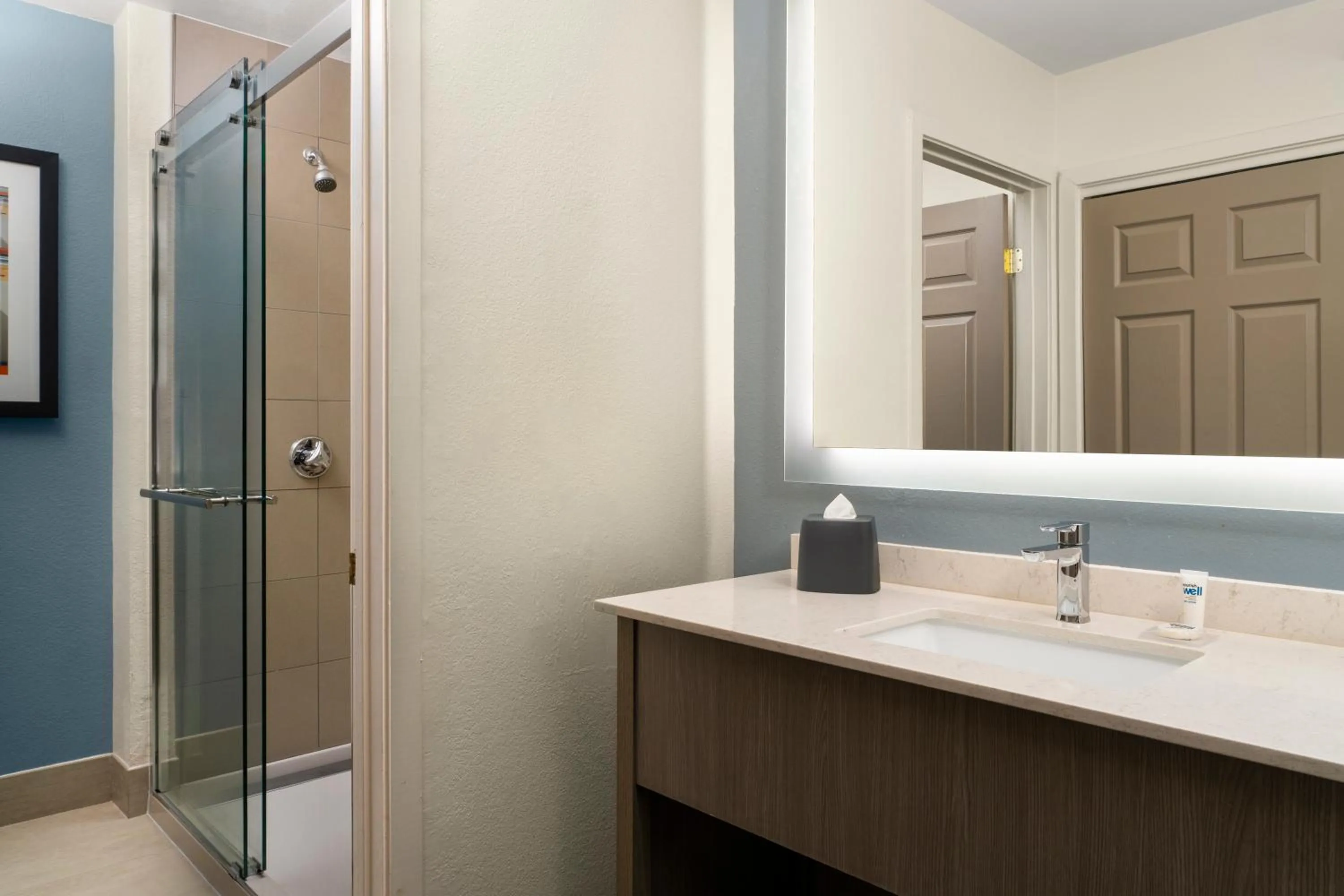 Shower in Hyatt House Boston Waltham