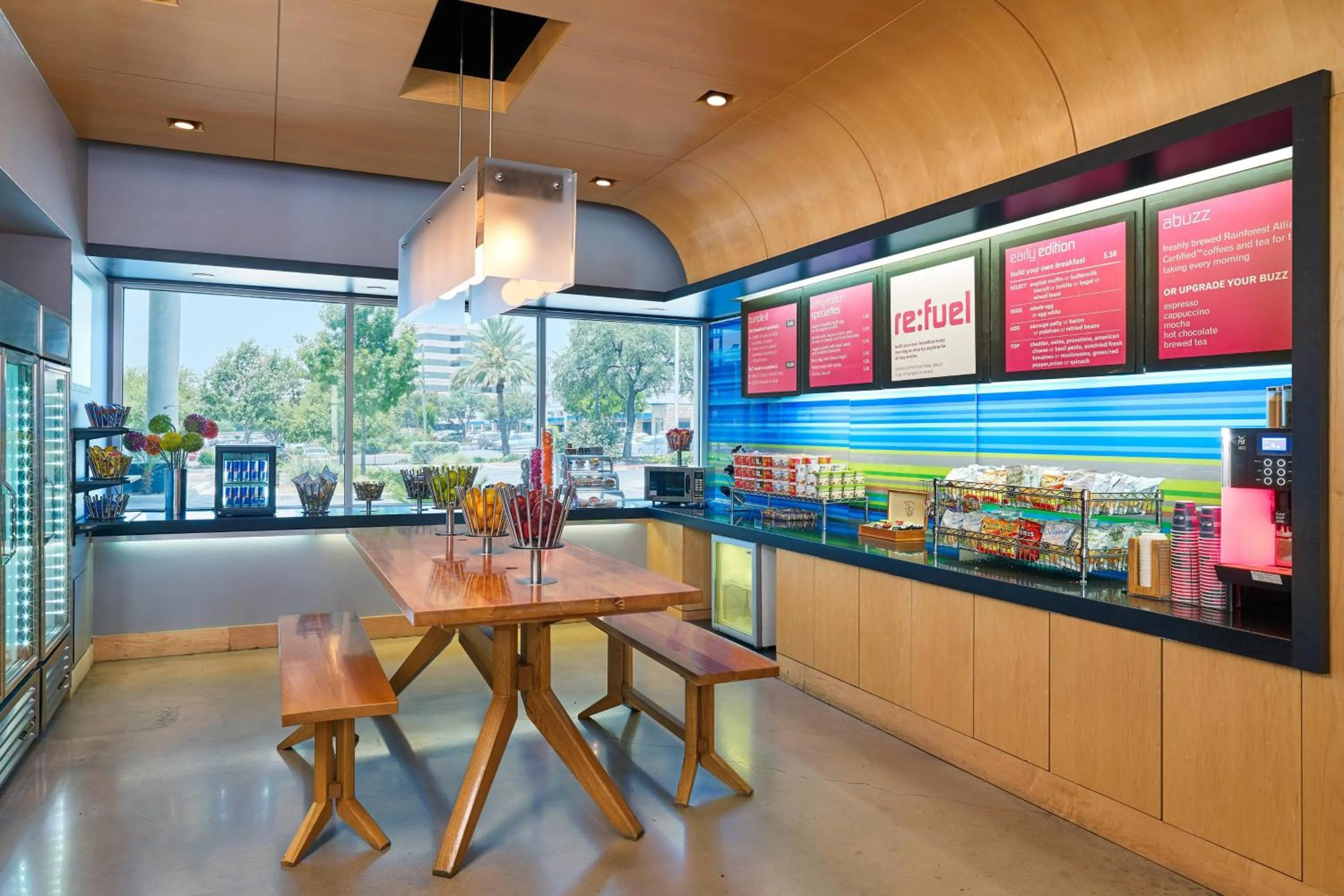 Restaurant/places to eat in Aloft Hotel Las Colinas