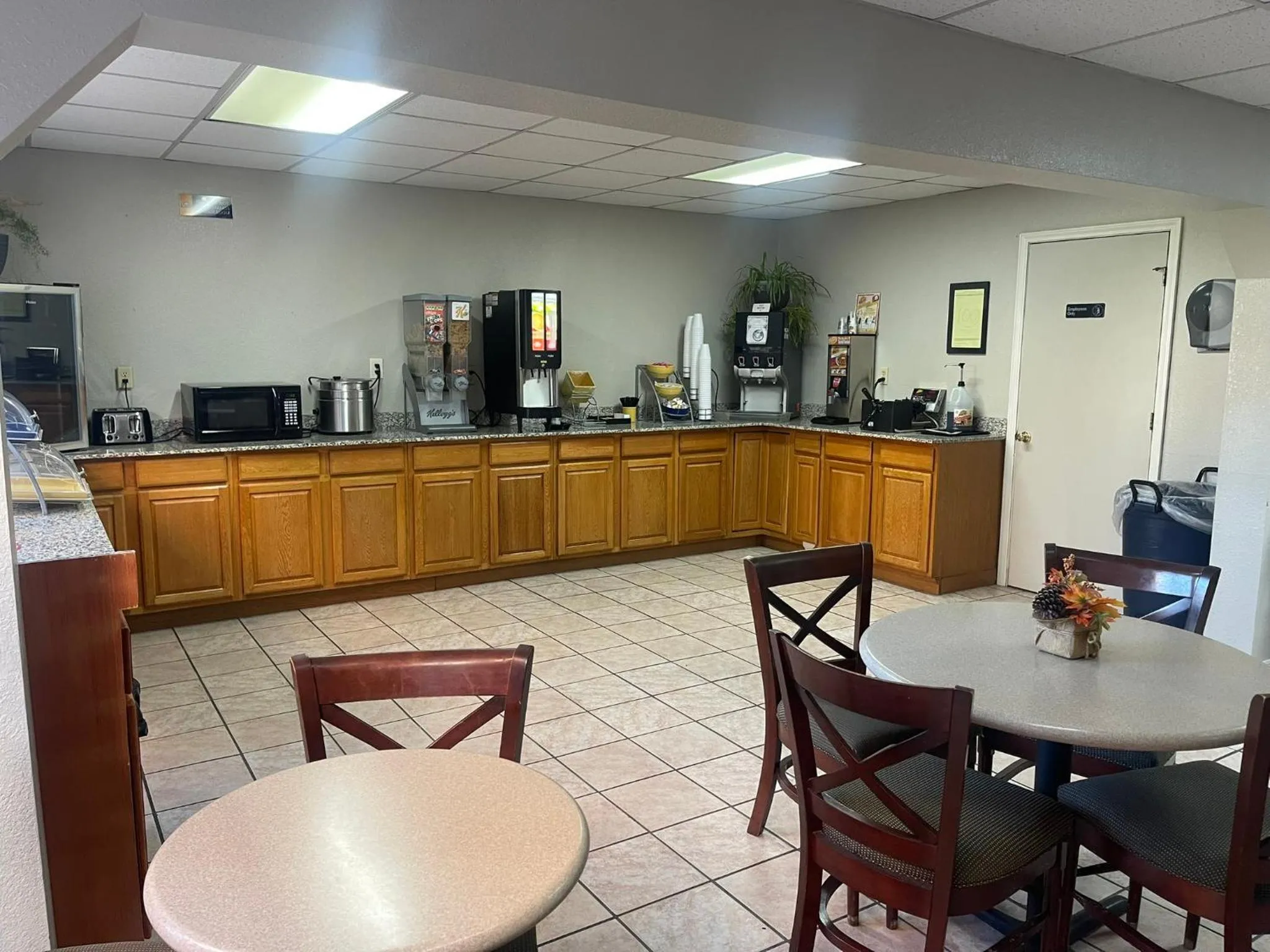 Days Inn by Wyndham Madisonville