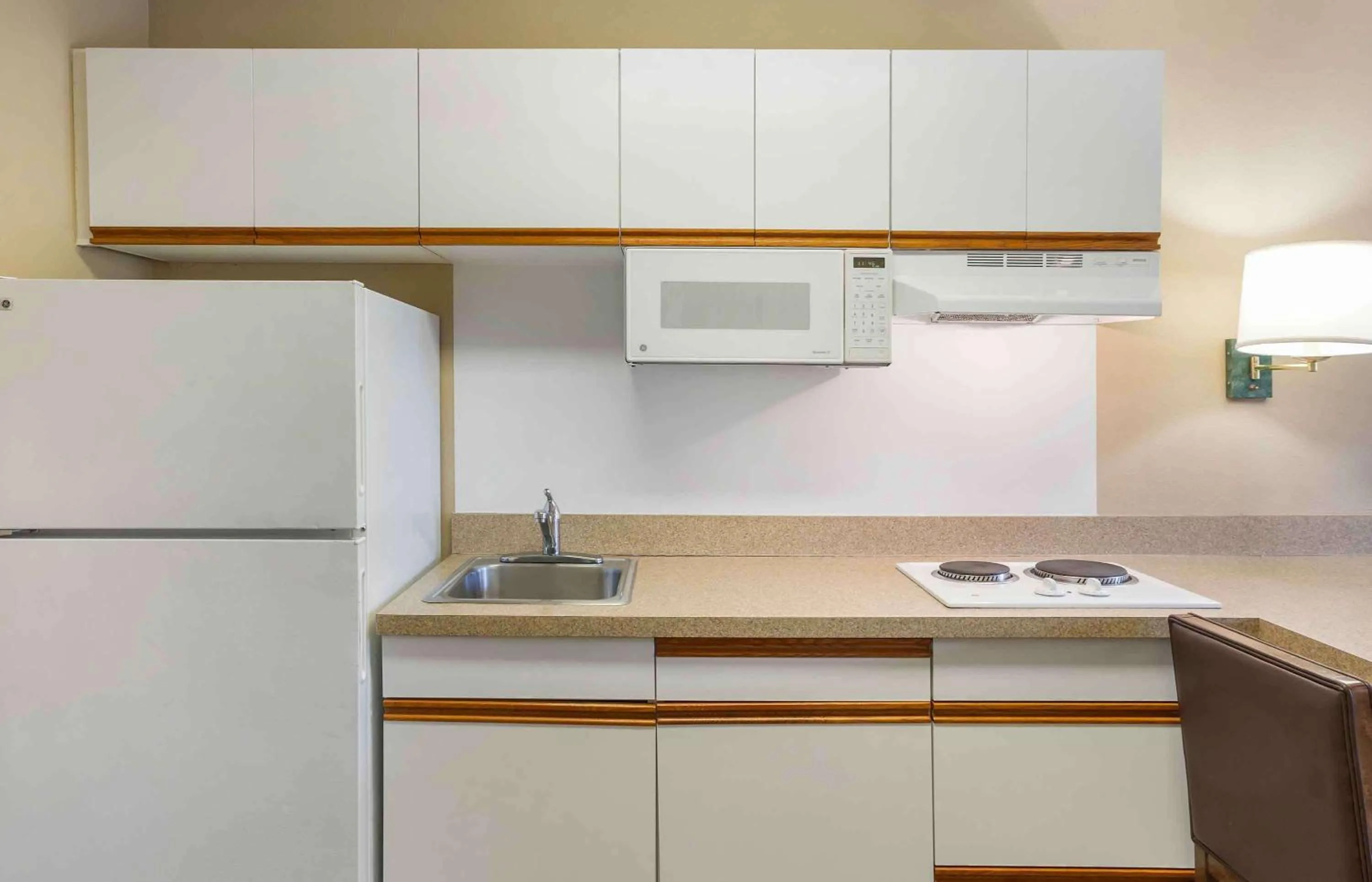 Bedroom in Extended Stay America Suites - Philadelphia - Horsham - Dresher Rd