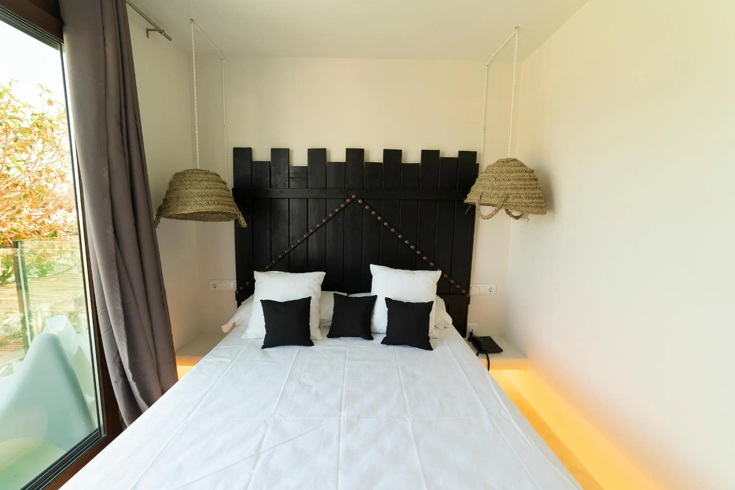 Bedroom, Bed in PAIISE Hotels