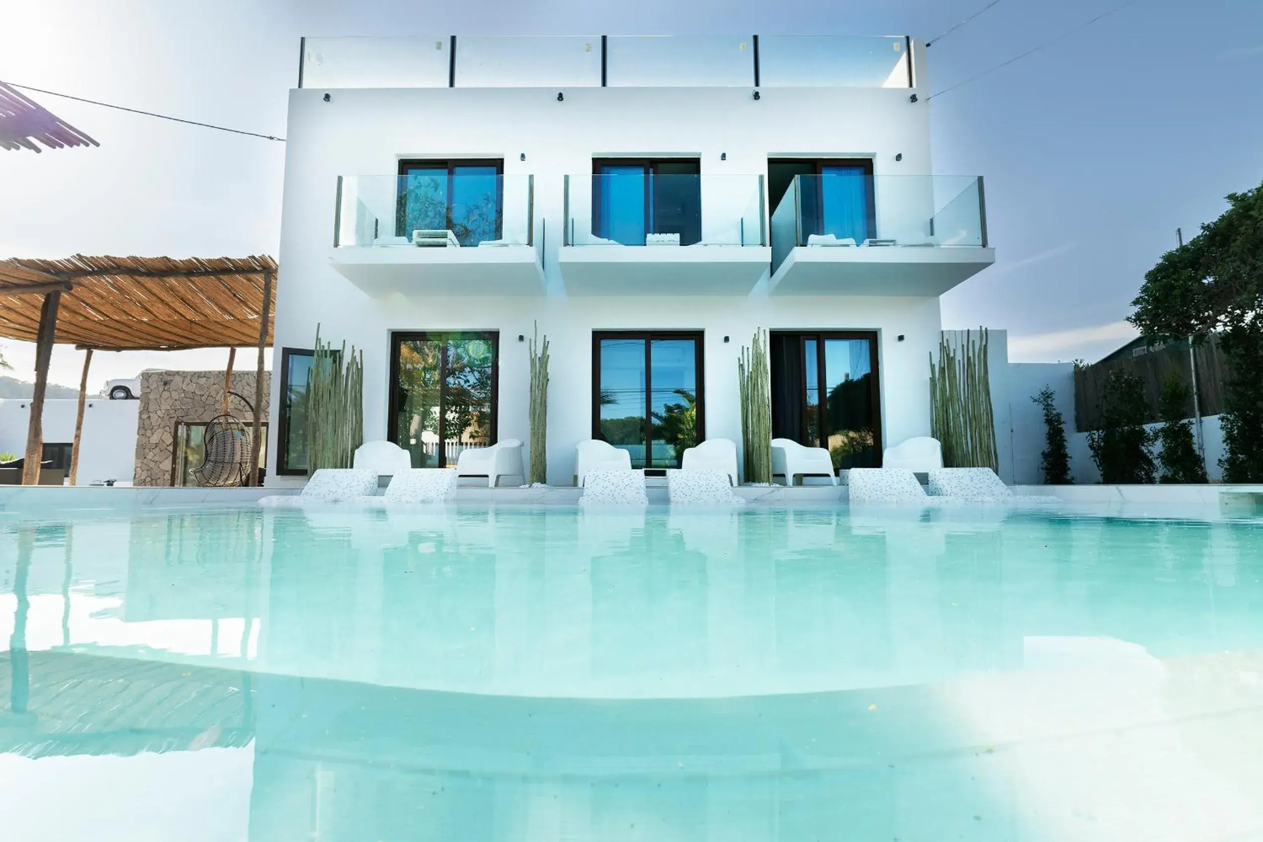 Property building in OM Hotels Property building in OM Hotels