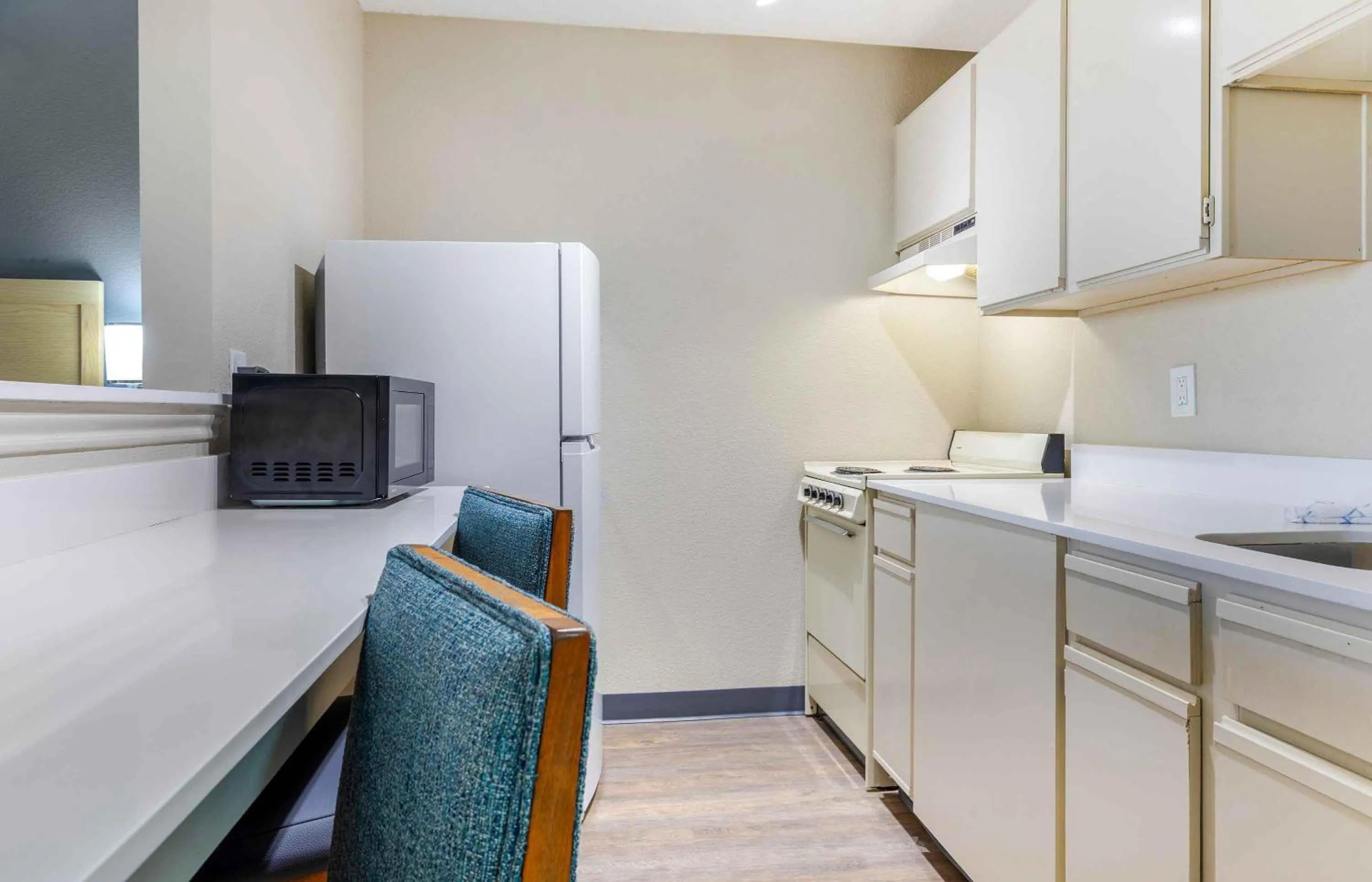 Kitchen or kitchenette in Extended Stay America Suites - Arlington - Six Flags