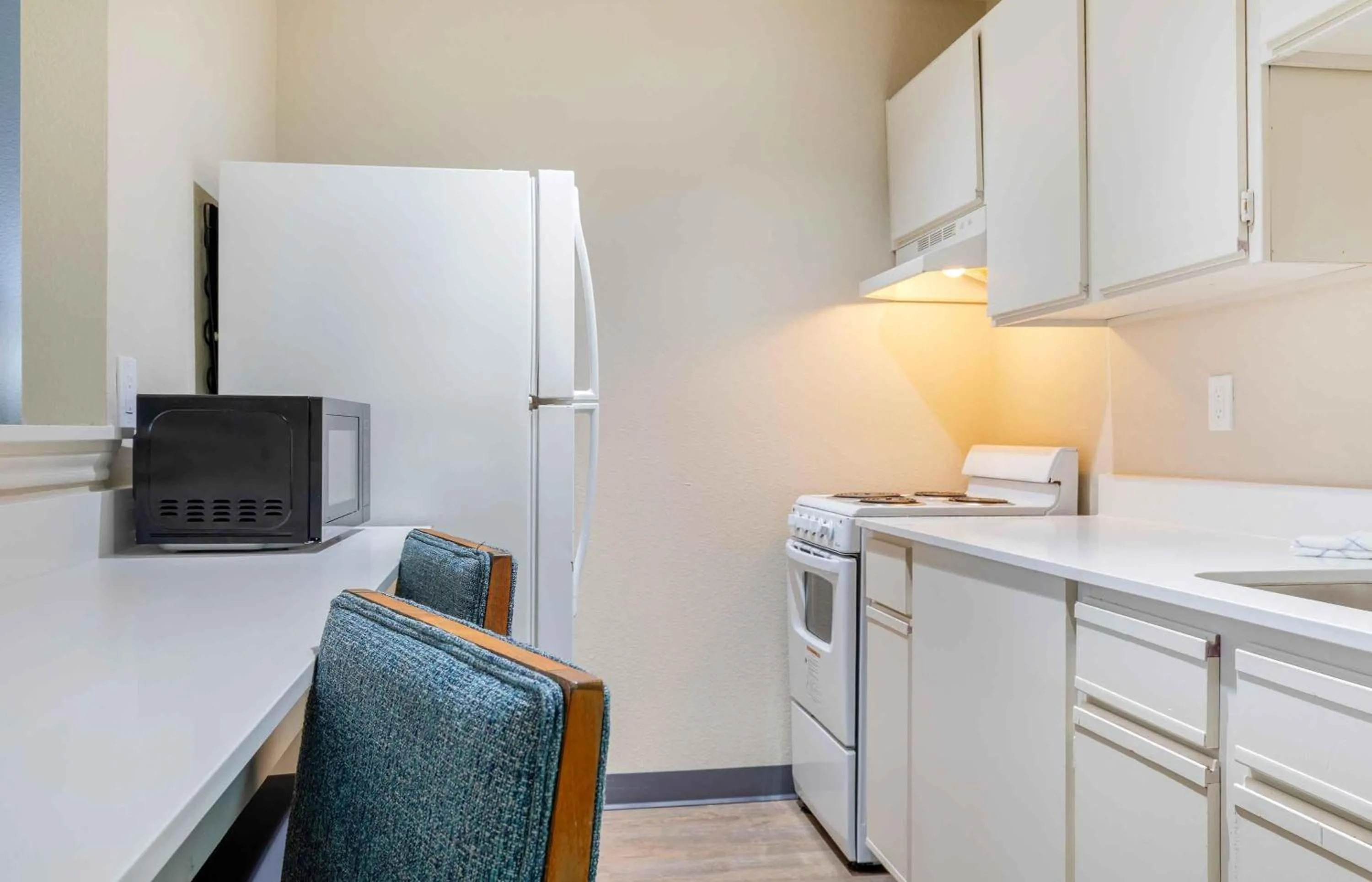 Kitchen or kitchenette in Extended Stay America Suites - Arlington - Six Flags