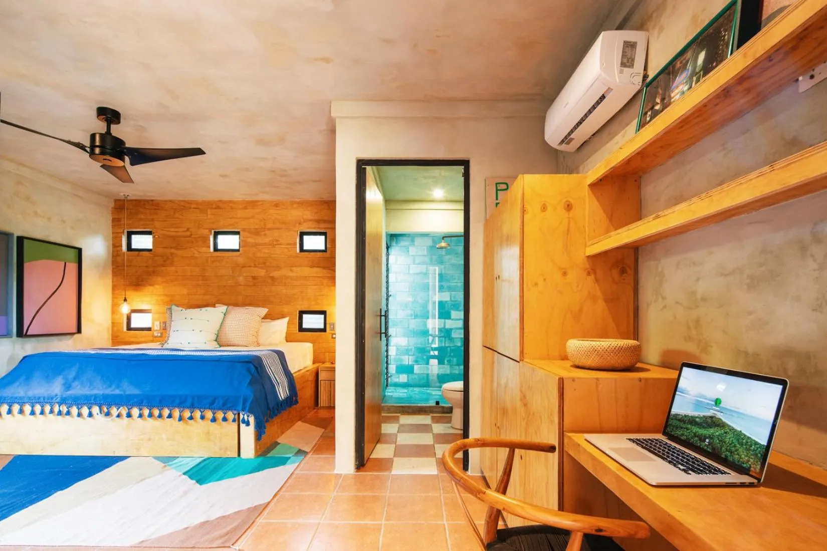 Junior Suite with Balcony in Somos