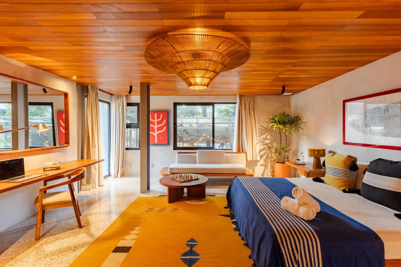 Deluxe King Studio in Somos