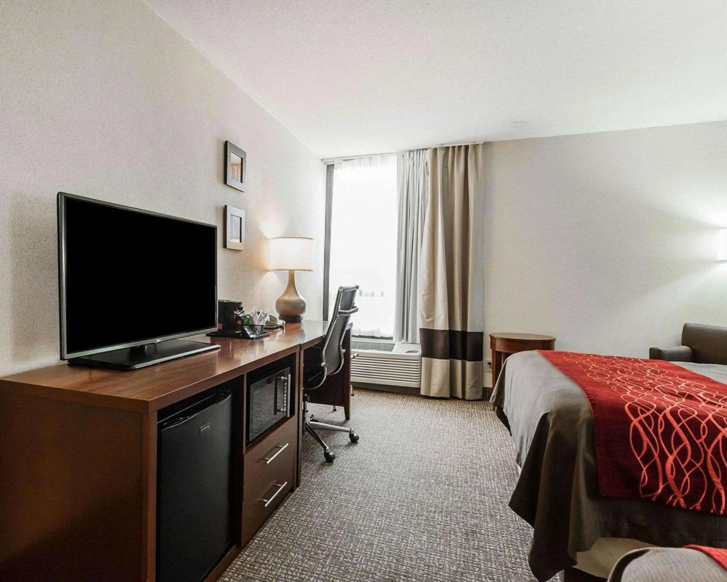 Photo of the whole room, Bed in Comfort Inn Denver East