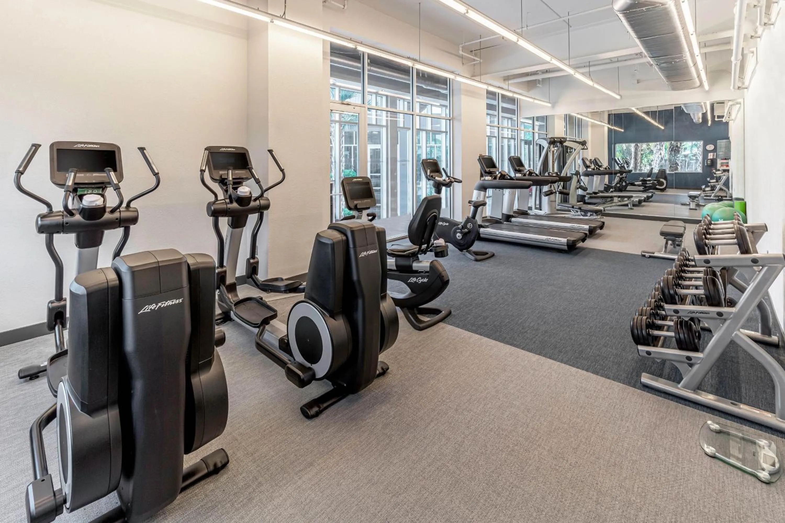 Fitness centre/facilities in Aloft Jacksonville Tapestry Park