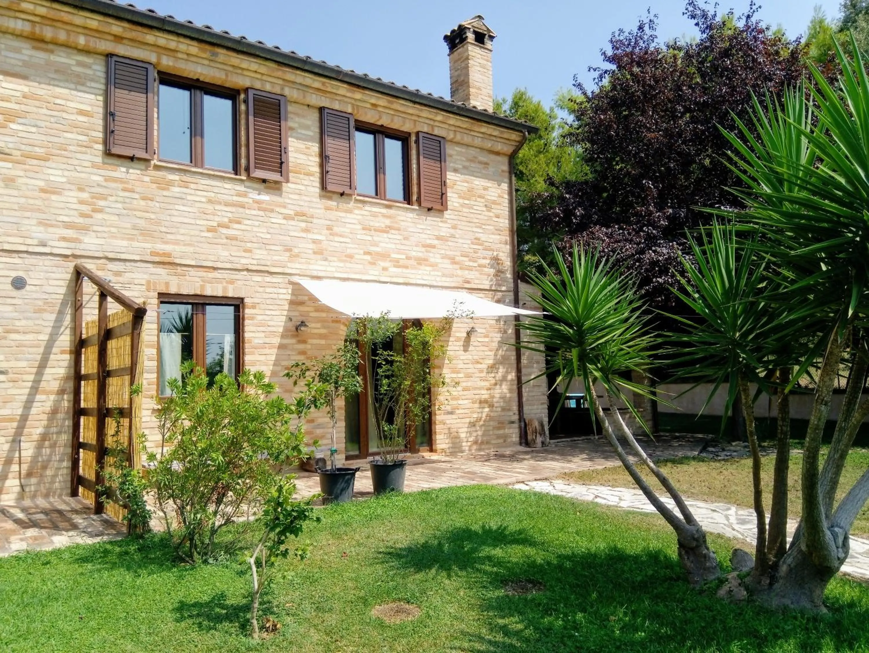 Facade/entrance in Casa LEPRICE