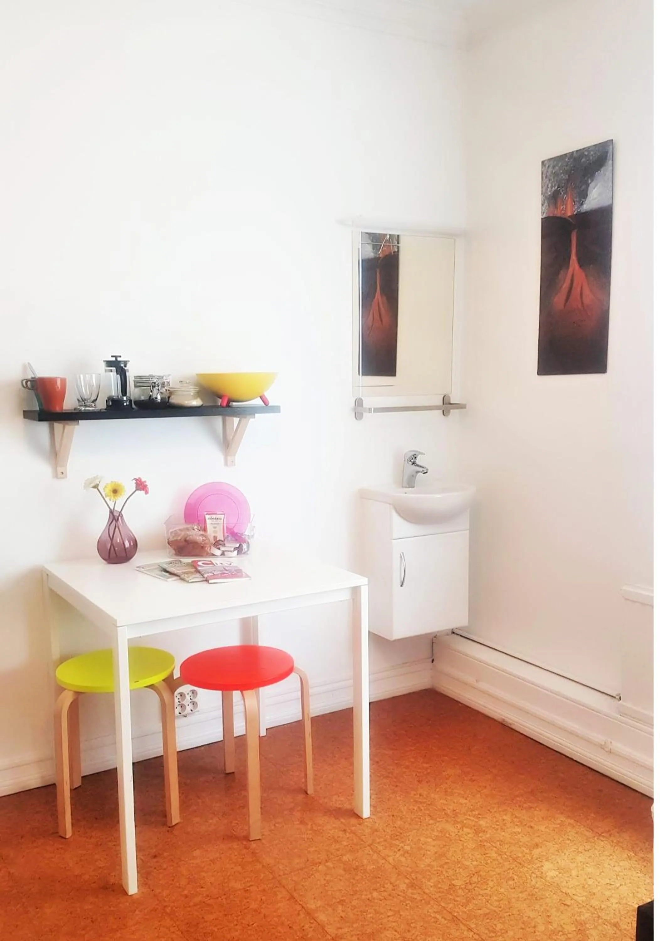 Refurinn Reykjavik Guesthouse