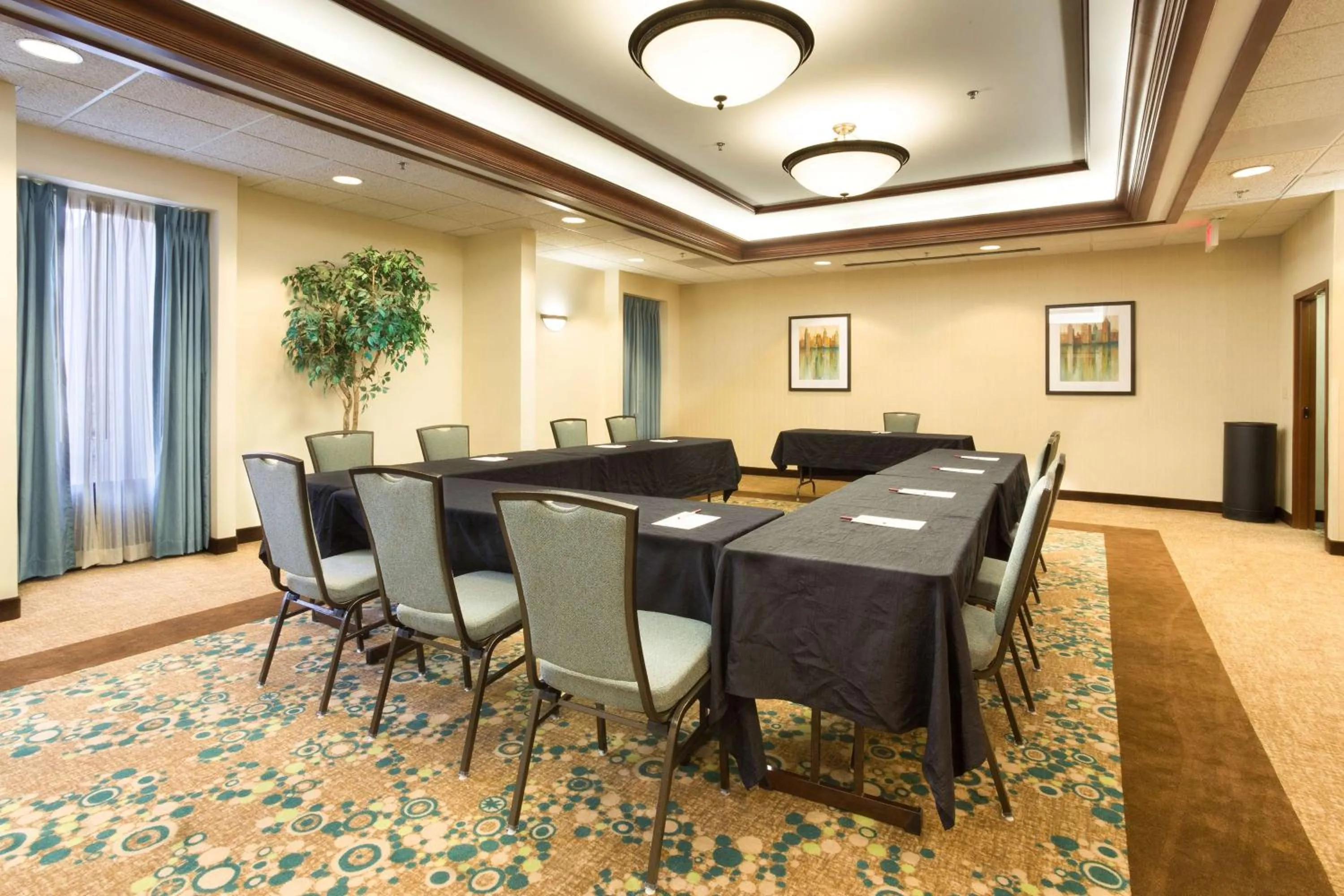 Meeting/conference room in Drury Inn & Suites Birmingham Lakeshore Drive