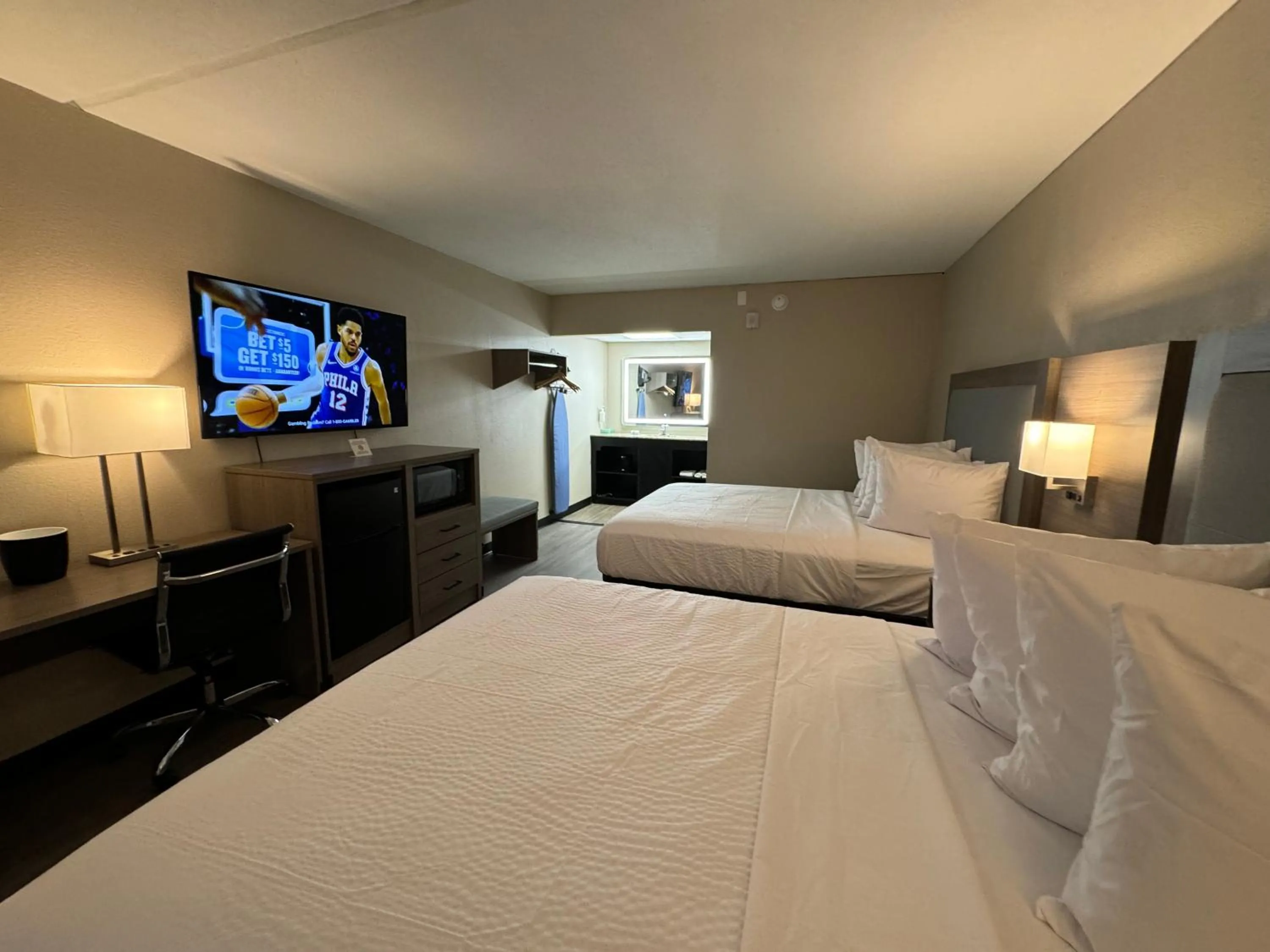 Photo of the whole room, Bed in Baymont by Wyndham Corpus Christi Airport