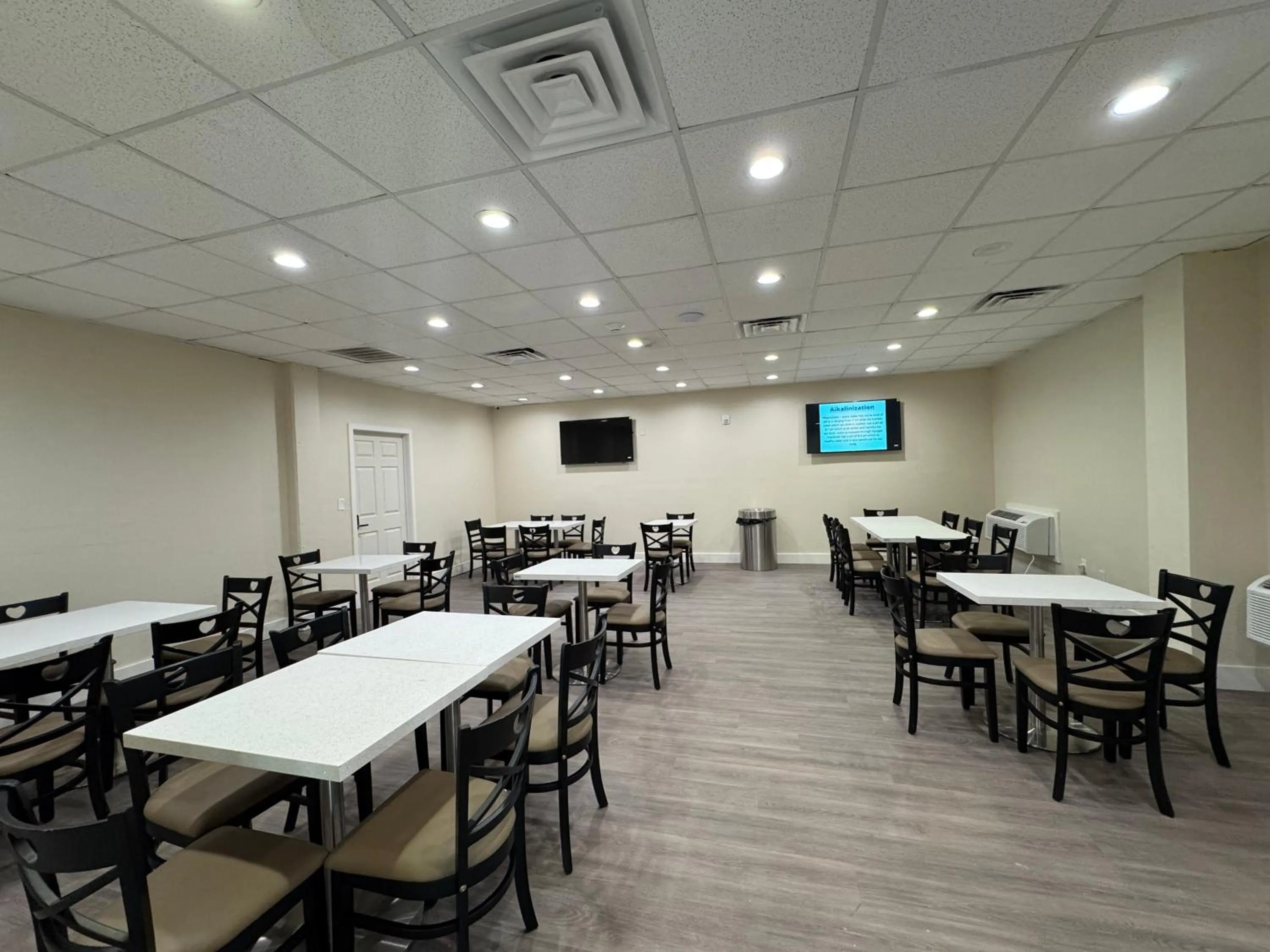 Breakfast in Baymont by Wyndham Corpus Christi Airport