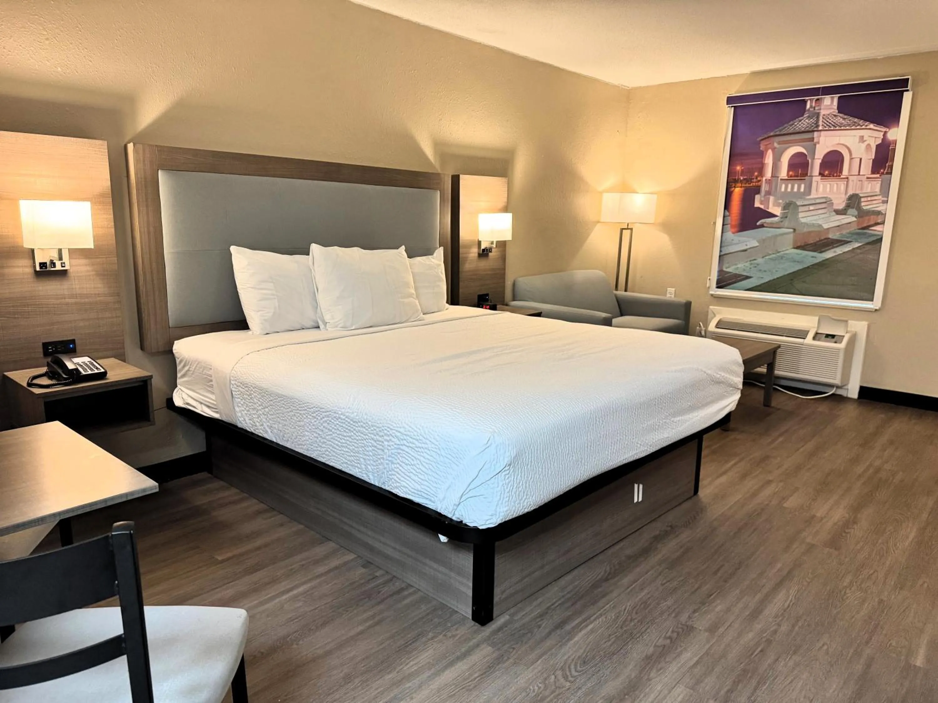 Photo of the whole room, Bed in Baymont by Wyndham Corpus Christi Airport