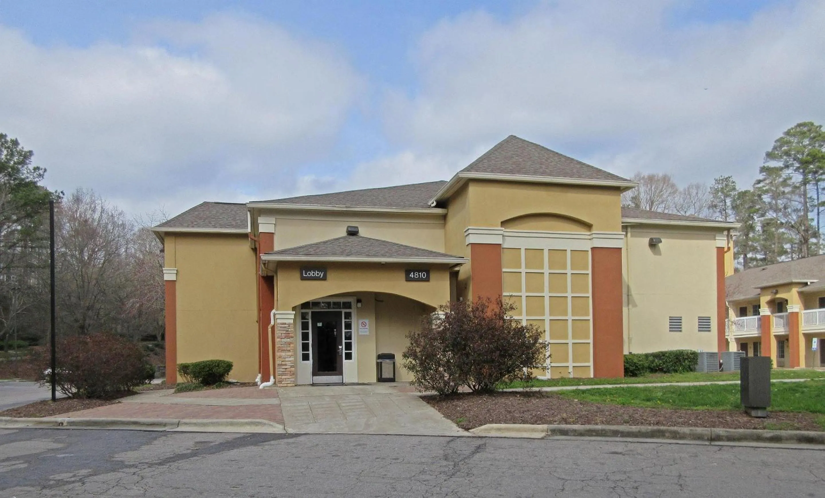 Property building in Suburban Studios Raleigh - Crabtree Valley