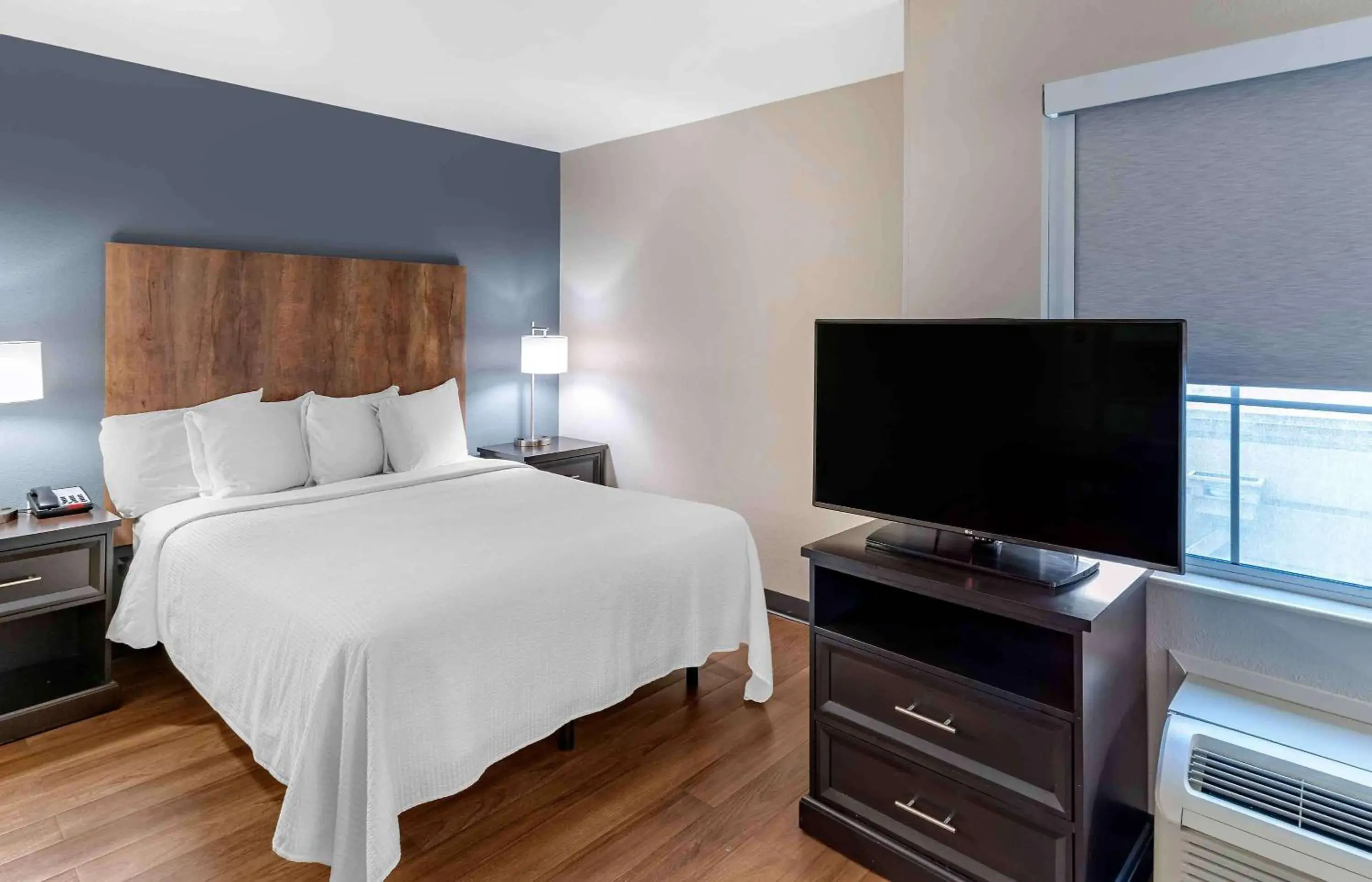 Deluxe Studio with 1 Queen Bed - Non-Smoking in Extended Stay America Premier Suites - San Jose - Airport Deluxe Studio with 1 Queen Bed - Non-Smoking in Extended Stay America Premier Suites - San Jose - Airport