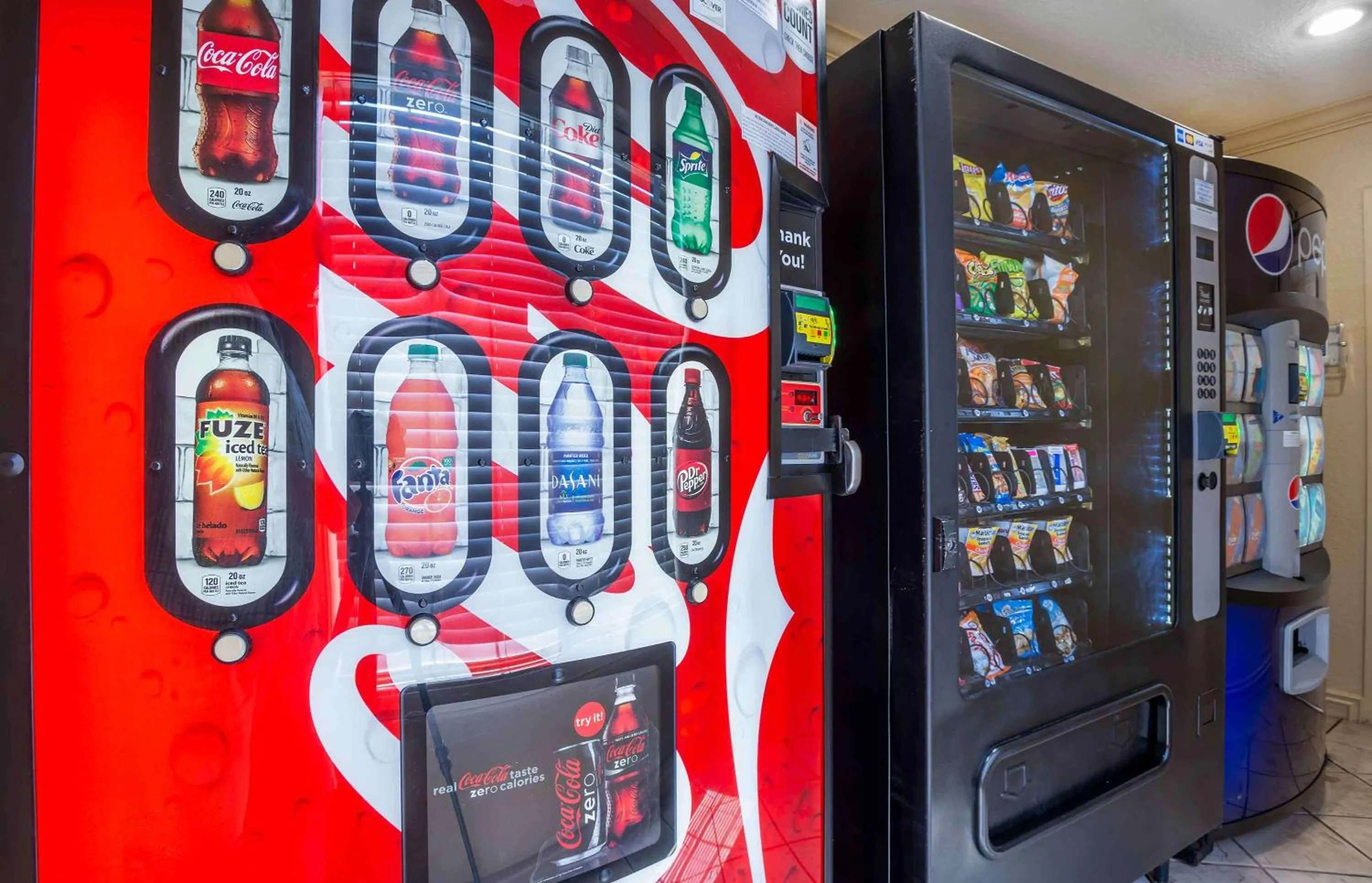 Property building in Extended Stay America Suites - Newark - Woodbridge