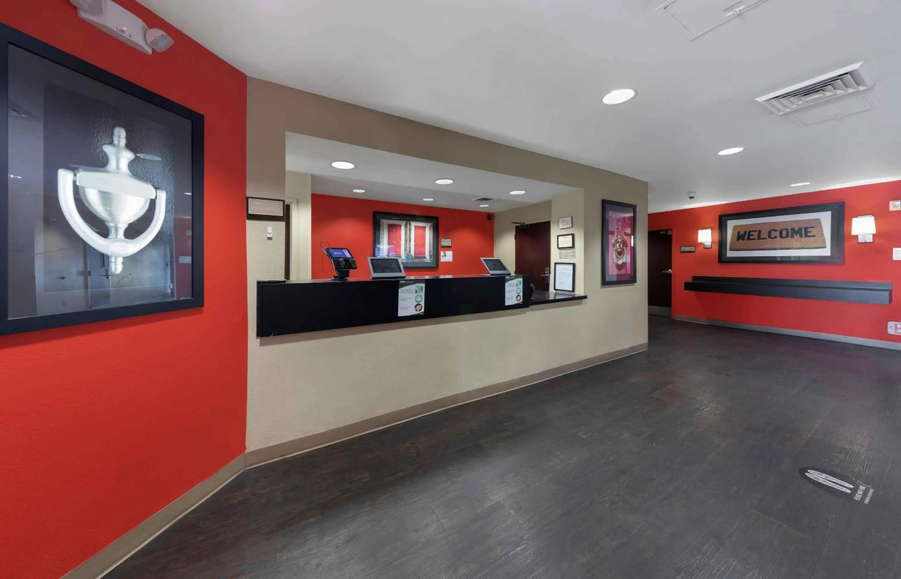 Lobby or reception in Extended Stay America Suites - Los Angeles - Burbank Airport