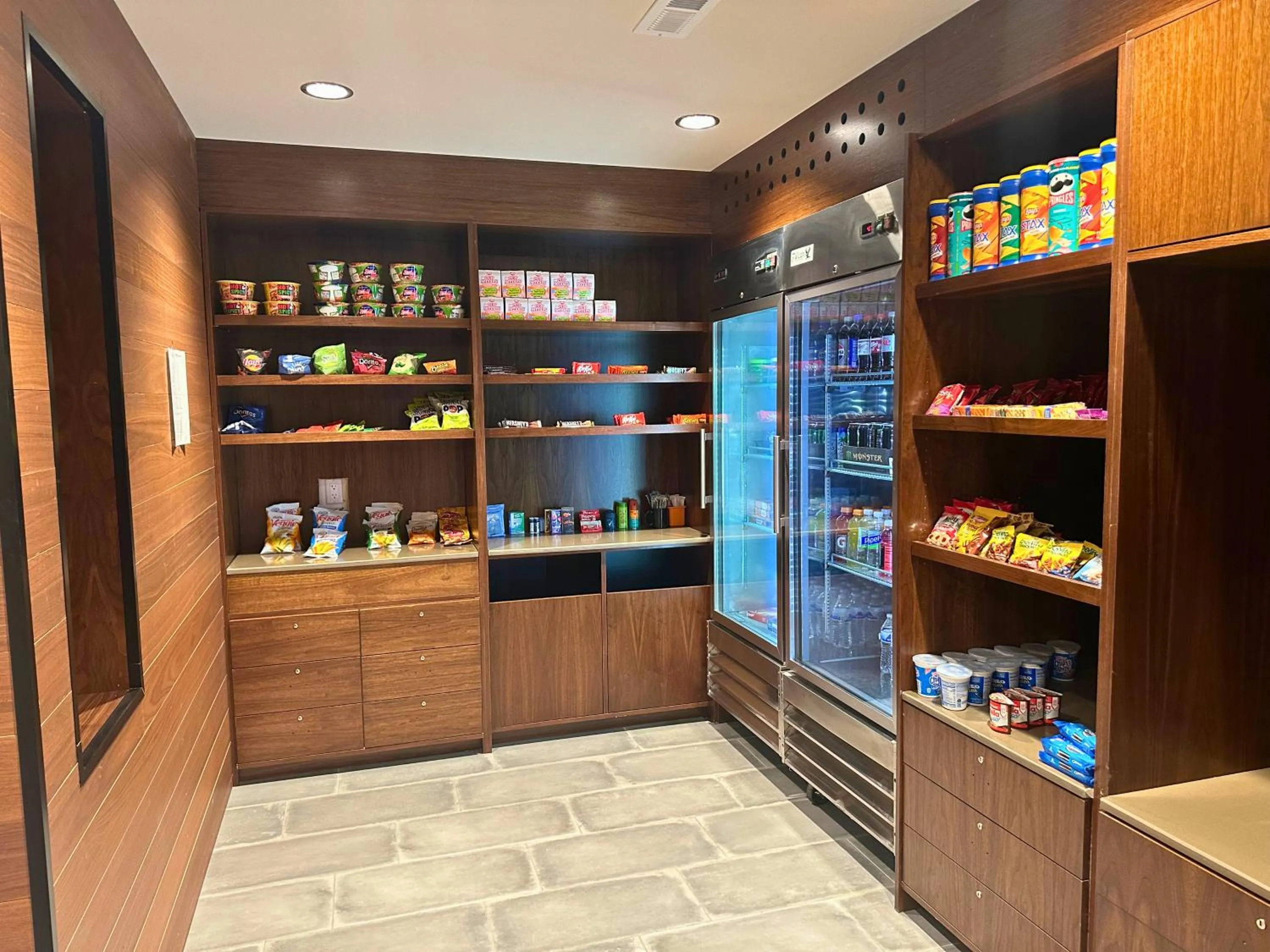 Restaurant/places to eat in Clarion Hotel Rock Springs-Green River