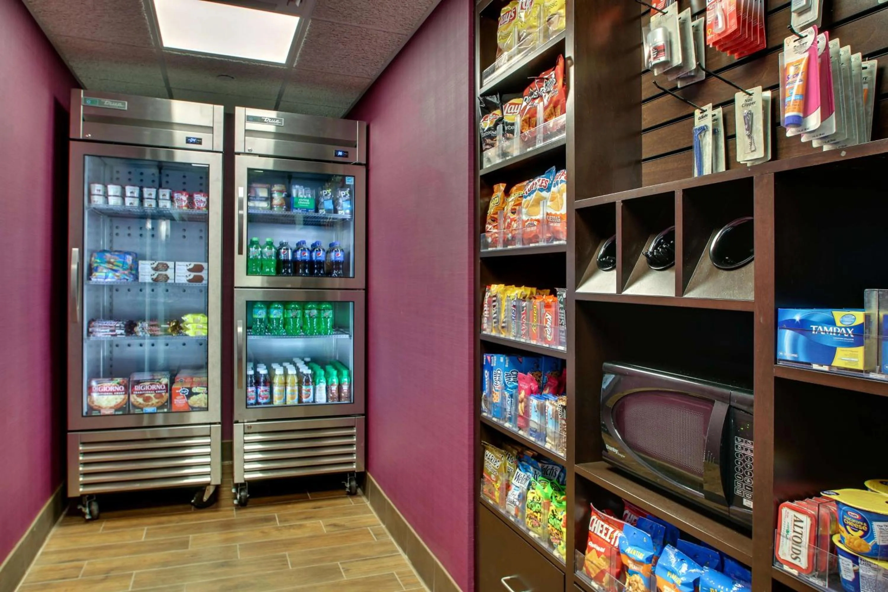 Property building in Drury Inn & Suites Bowling Green