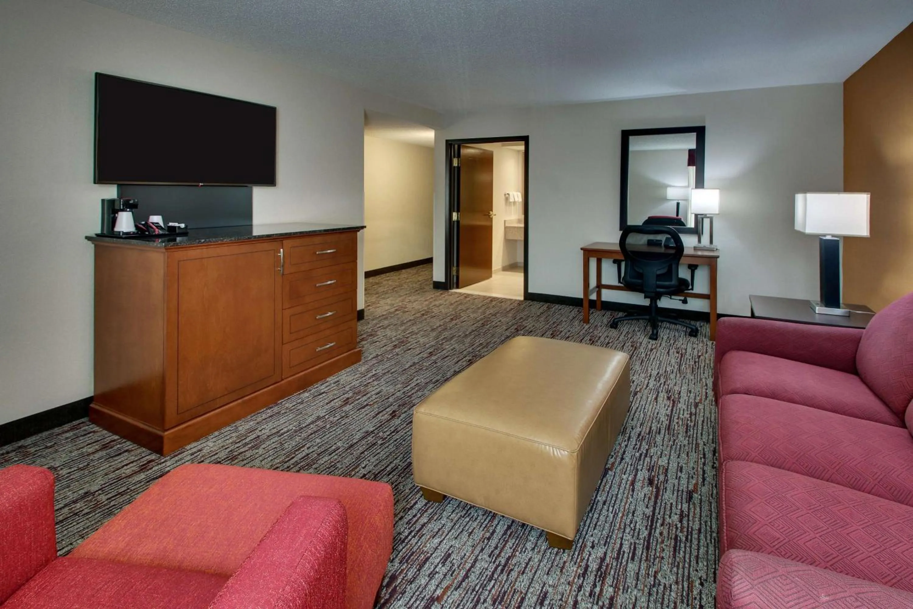 Photo of the whole room in Drury Inn & Suites Bowling Green