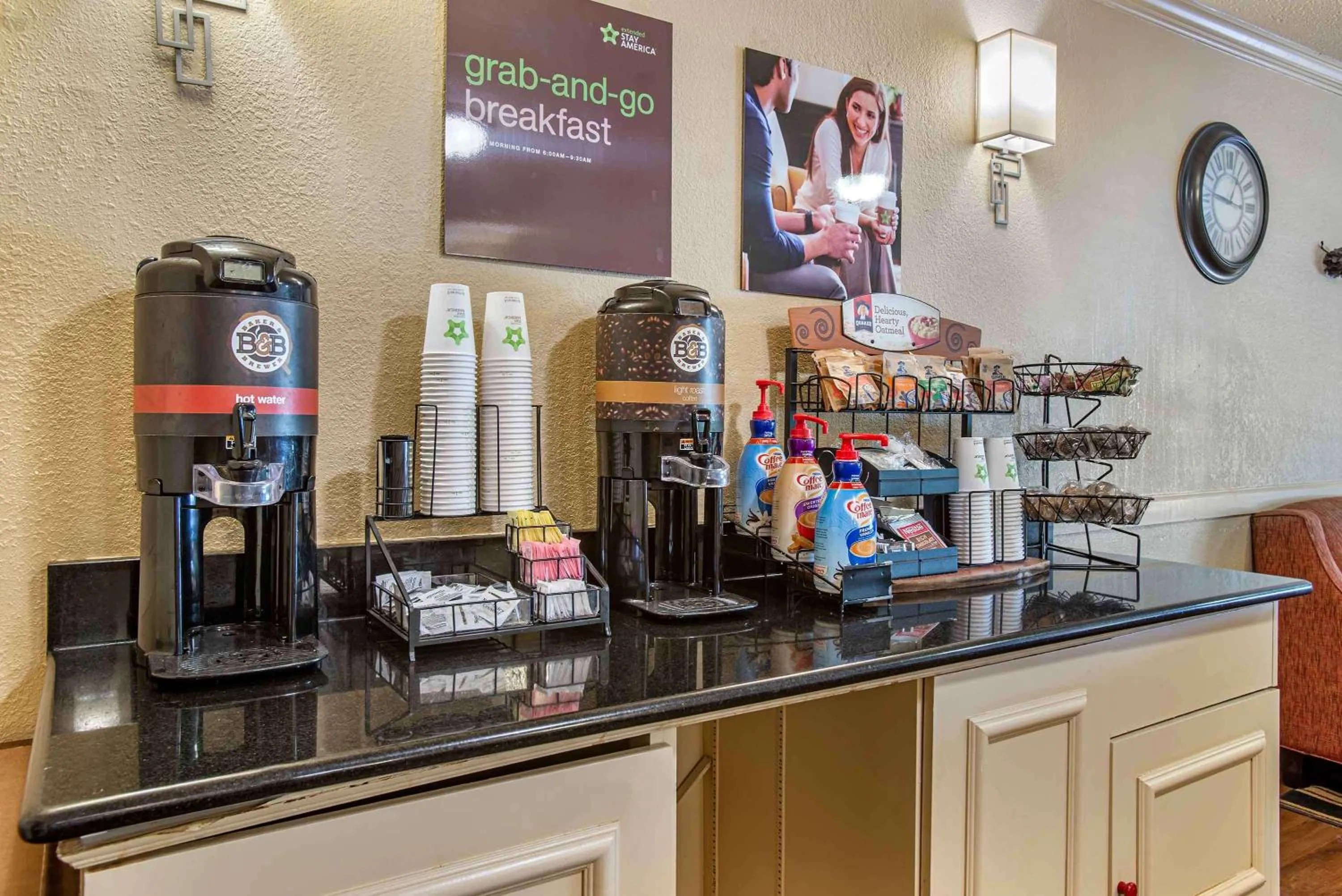 Breakfast in Extended Stay America Suites - Philadelphia - King of Prussia