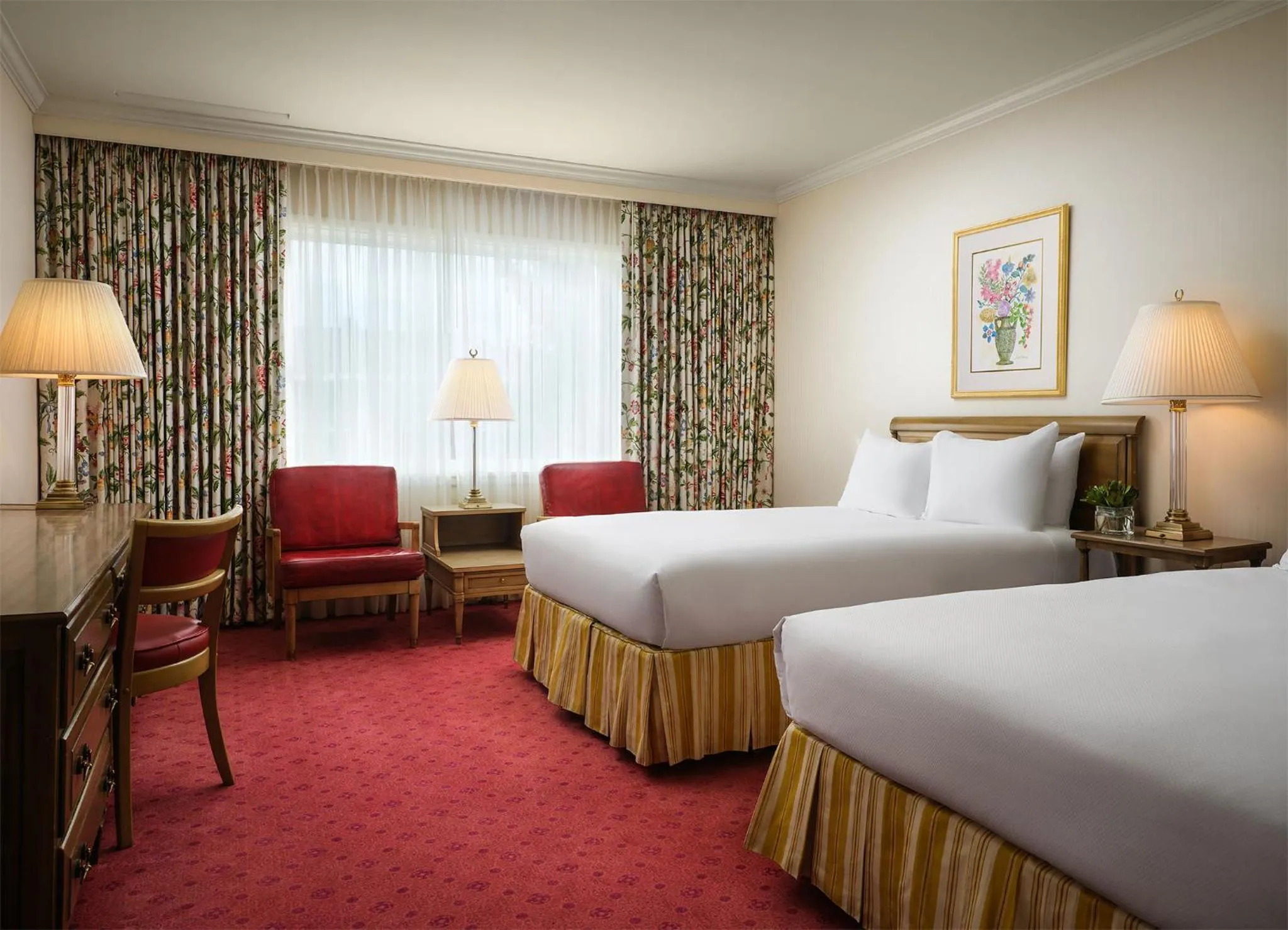 Bedroom, Bed in Little America Hotel - Wyoming