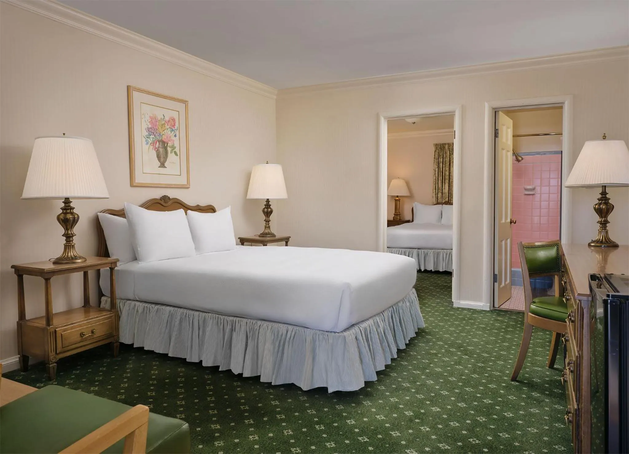 Bedroom, Bed in Little America Hotel - Wyoming