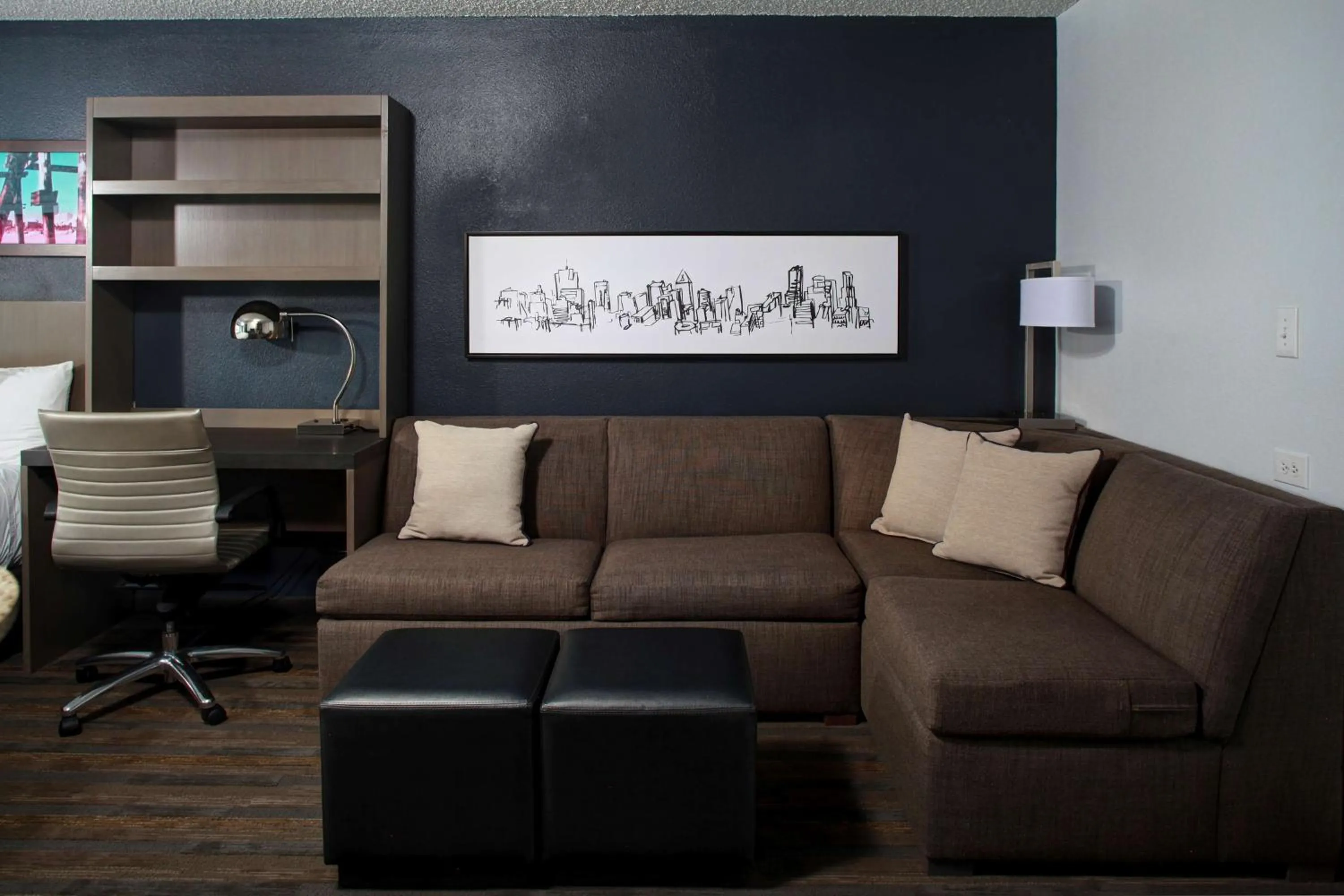 Photo of the whole room in Hyatt House Dallas Uptown