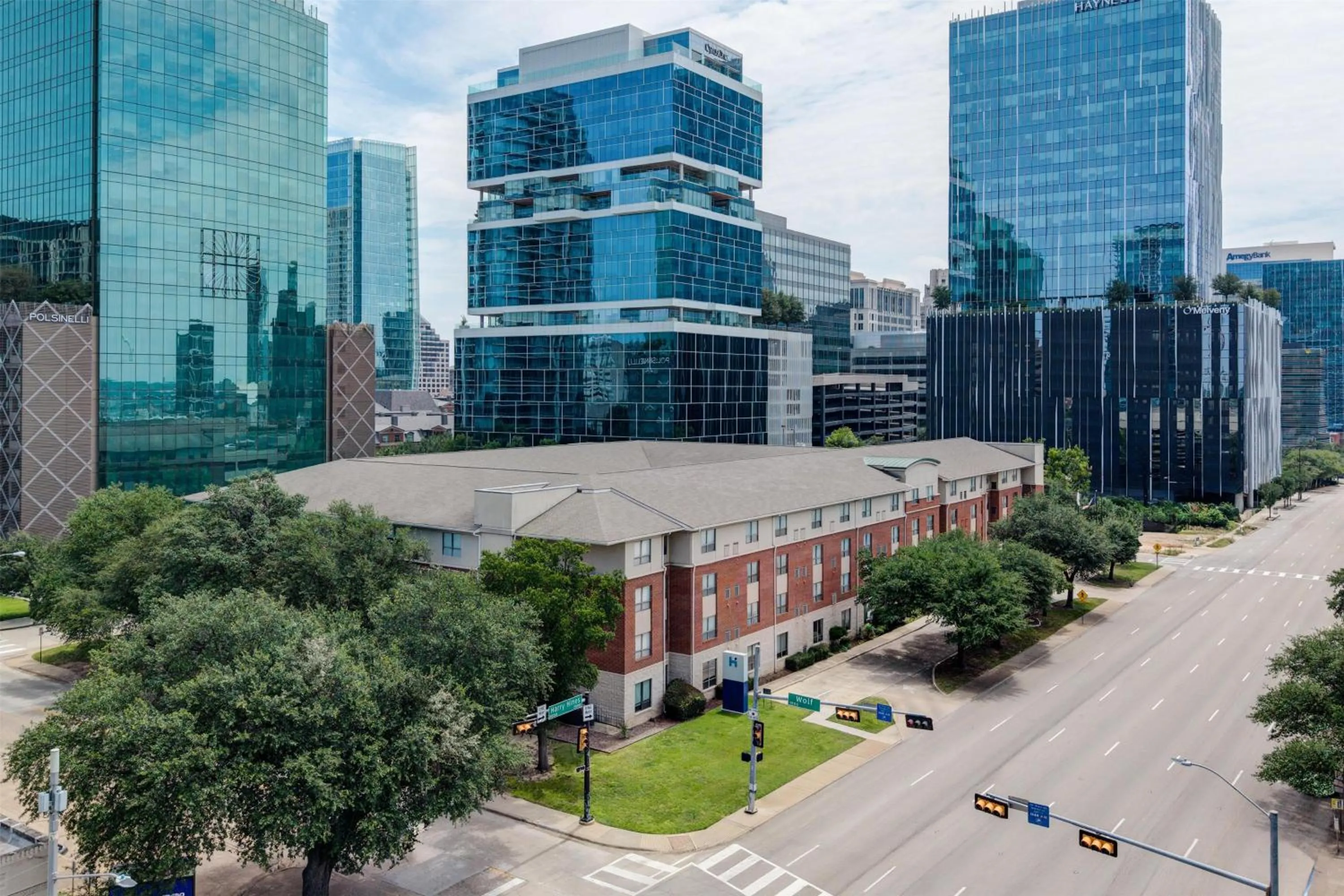 Property building in Hyatt House Dallas Uptown