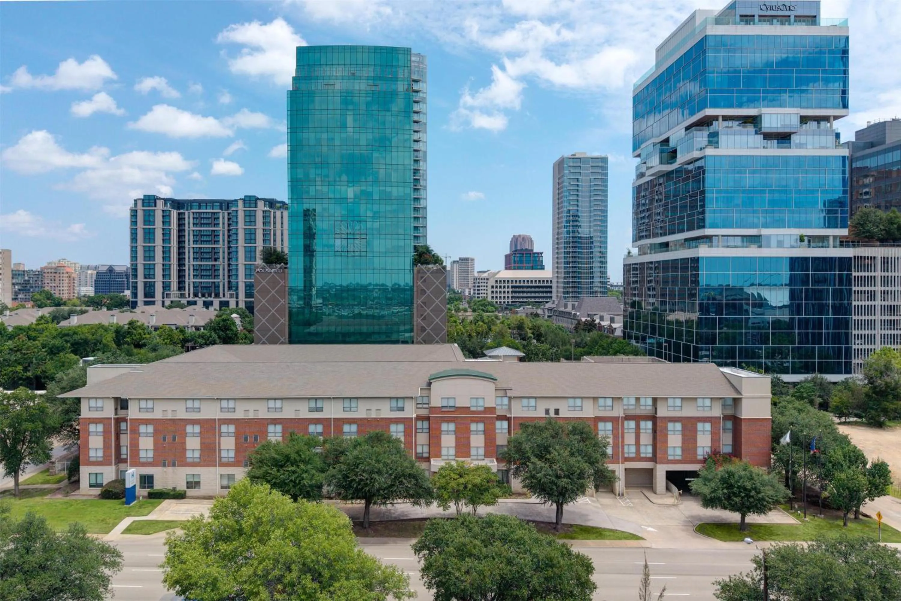 Property building in Hyatt House Dallas Uptown