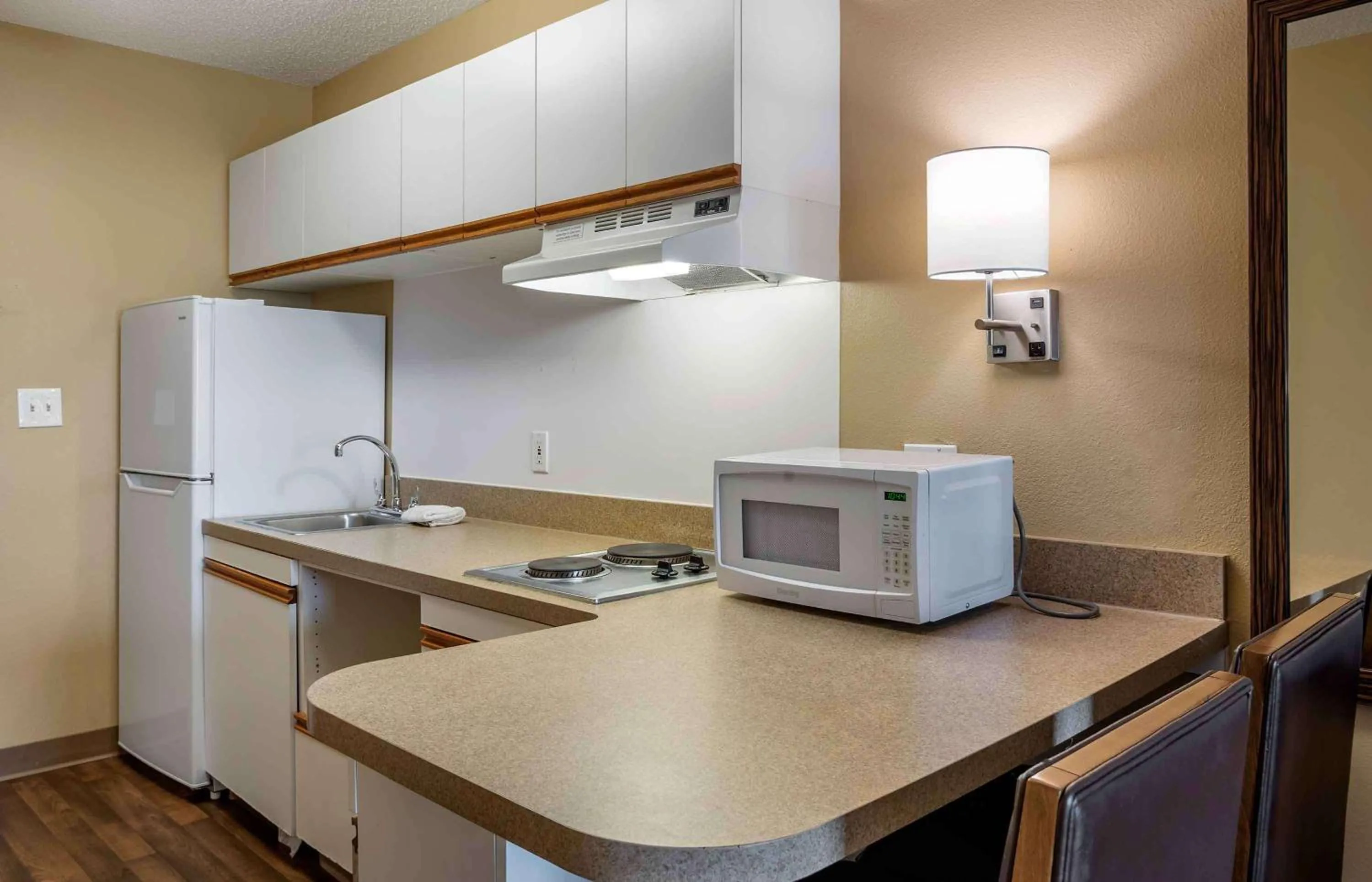 Kitchen or kitchenette in Extended Stay America Suites - Newark - Christiana - Wilmington