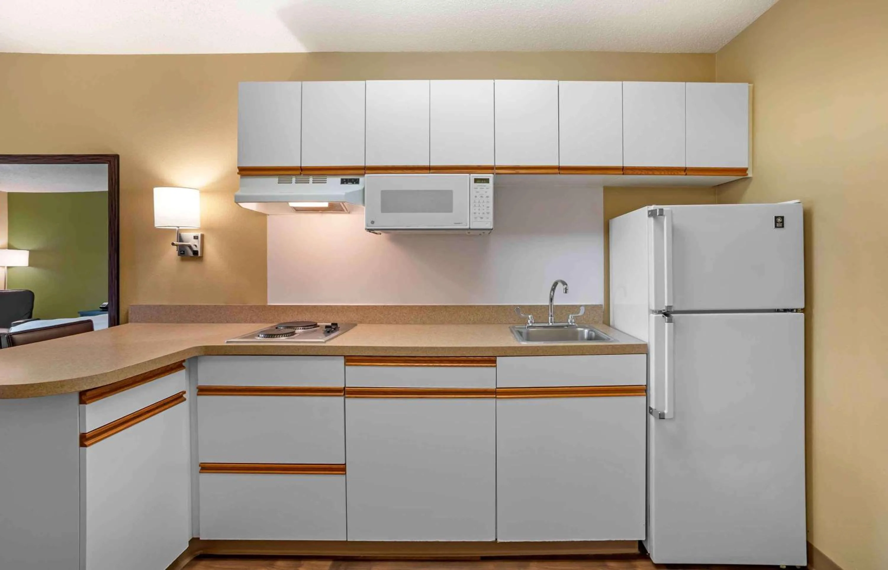 Kitchen or kitchenette in Extended Stay America Suites - Newark - Christiana - Wilmington