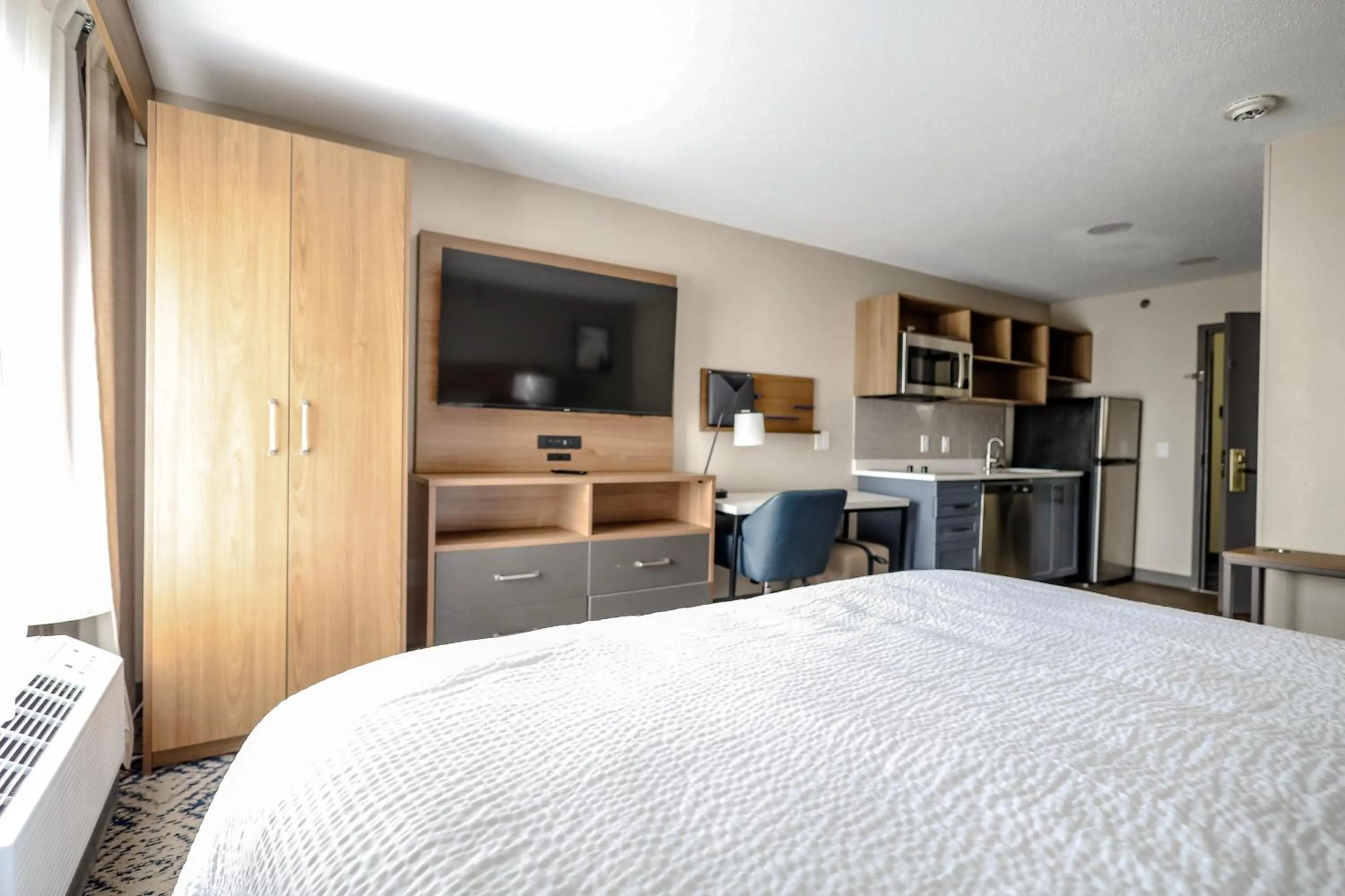 Bed in Beachwood Extended Suites