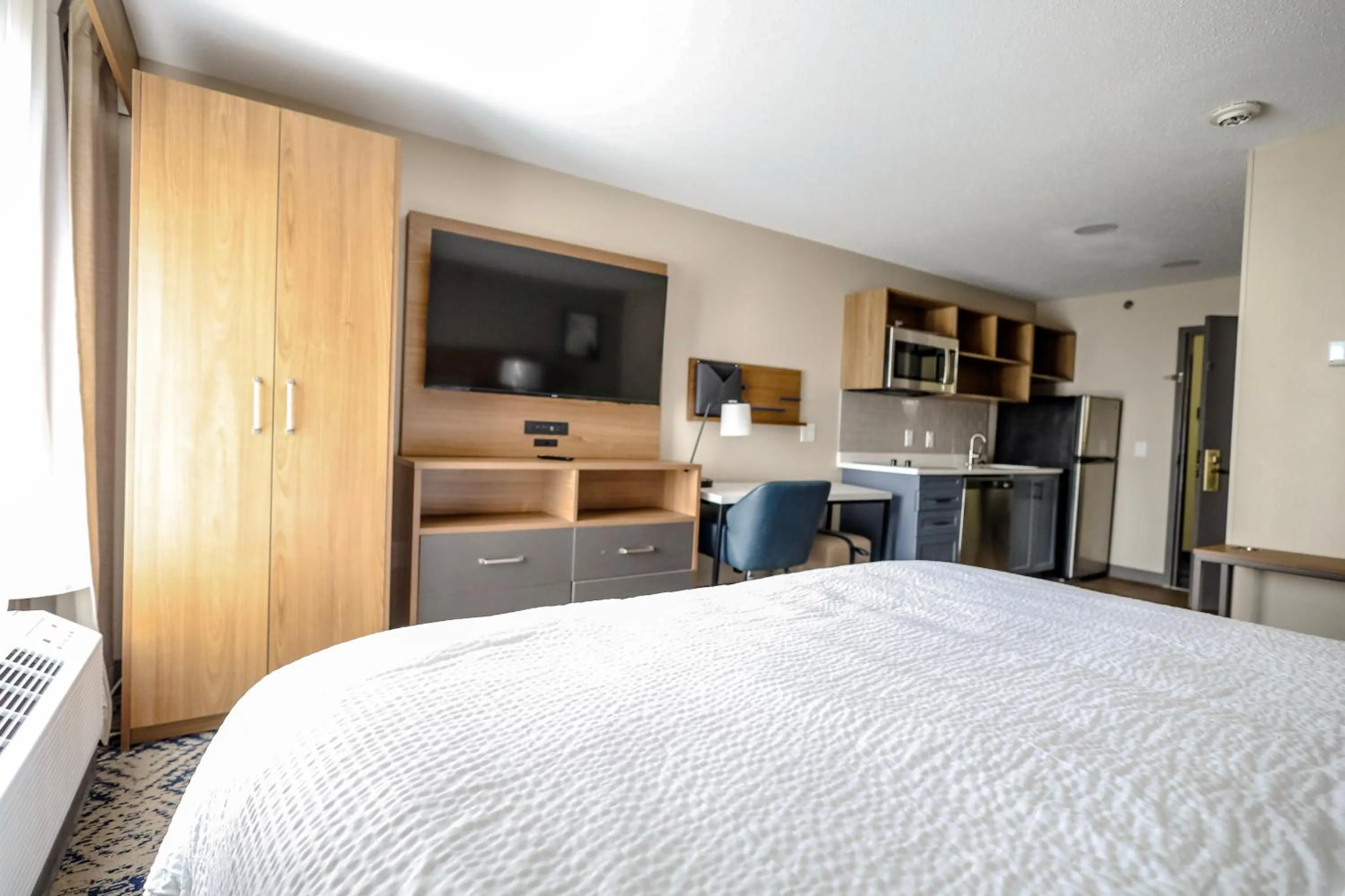 Bed in Beachwood Extended Suites