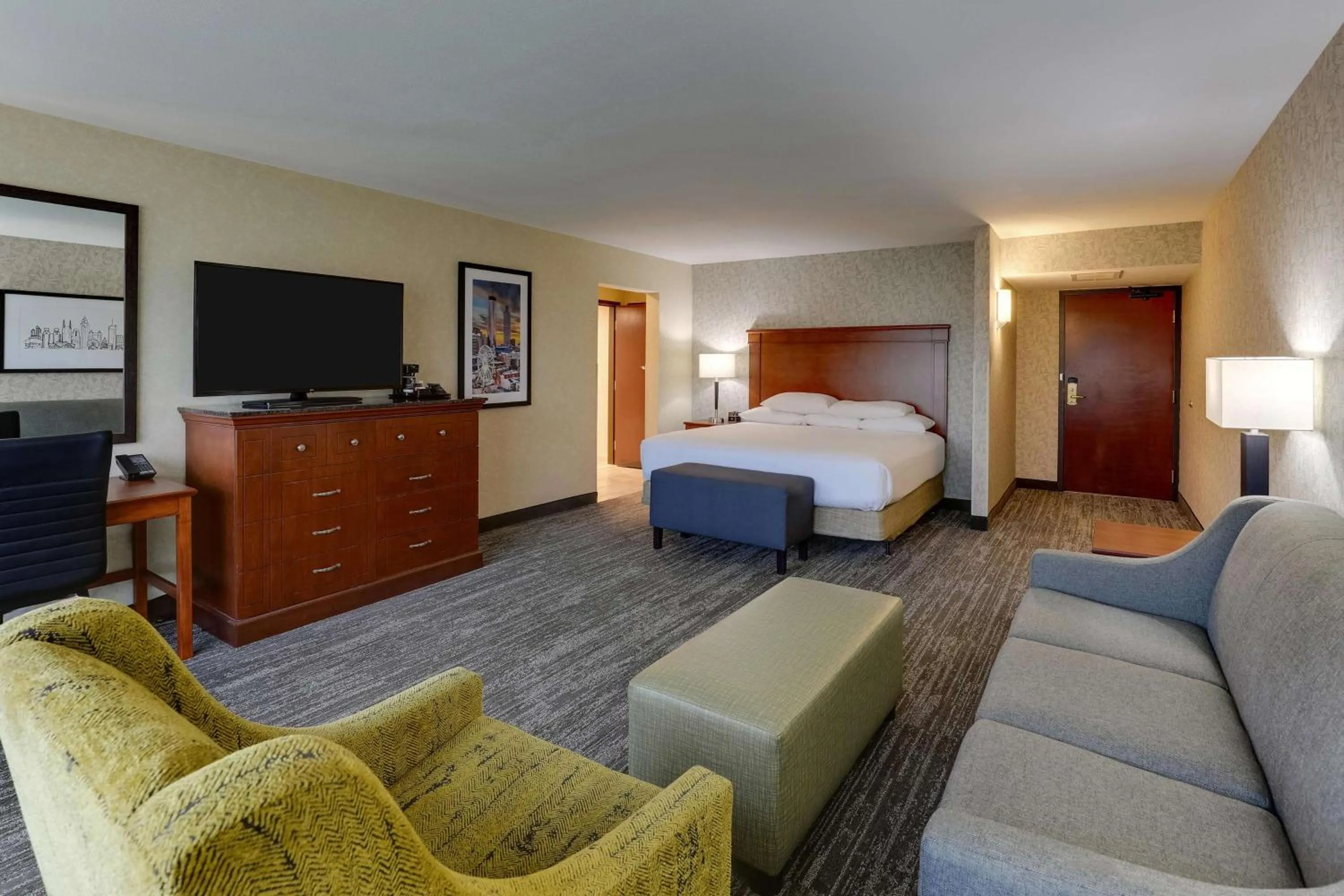 Bedroom, Bed in Drury Inn & Suites Atlanta Marietta