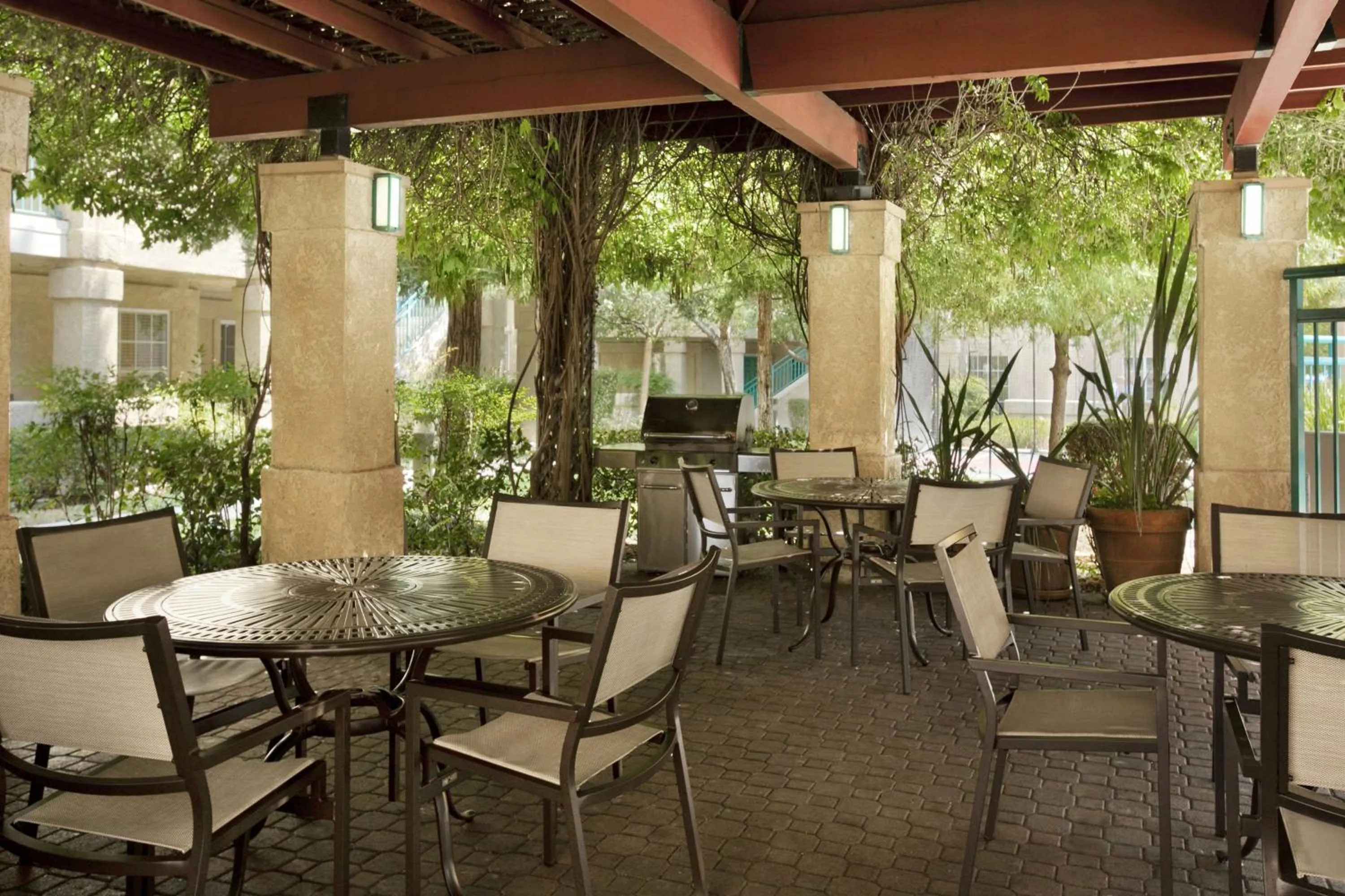 Property building in Hyatt House Pleasanton