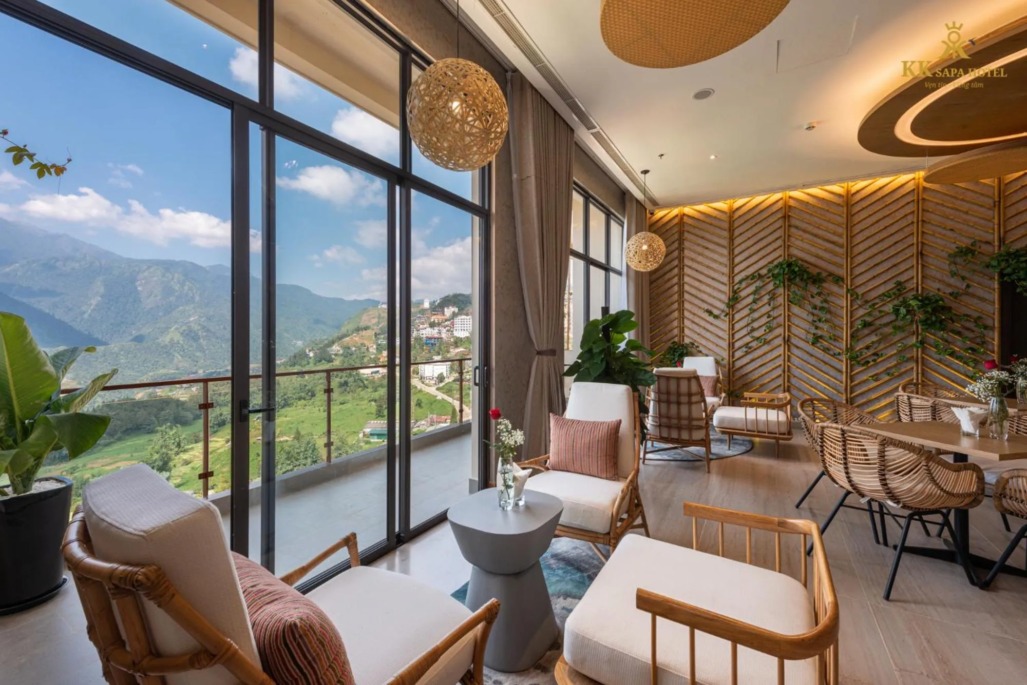 Lounge or bar in KK Sapa Hotel