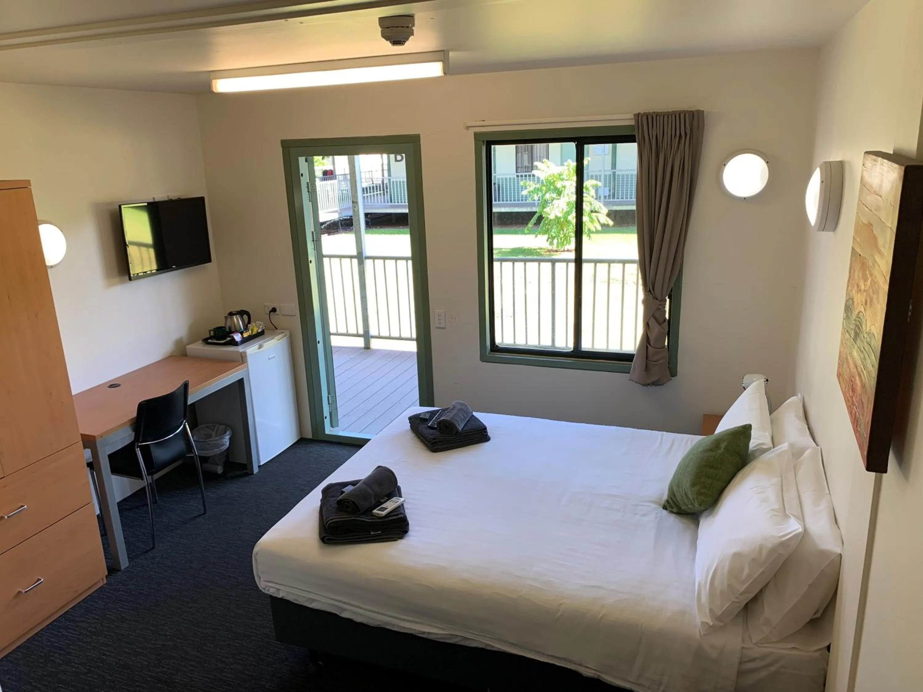 Bed in Victoria Village