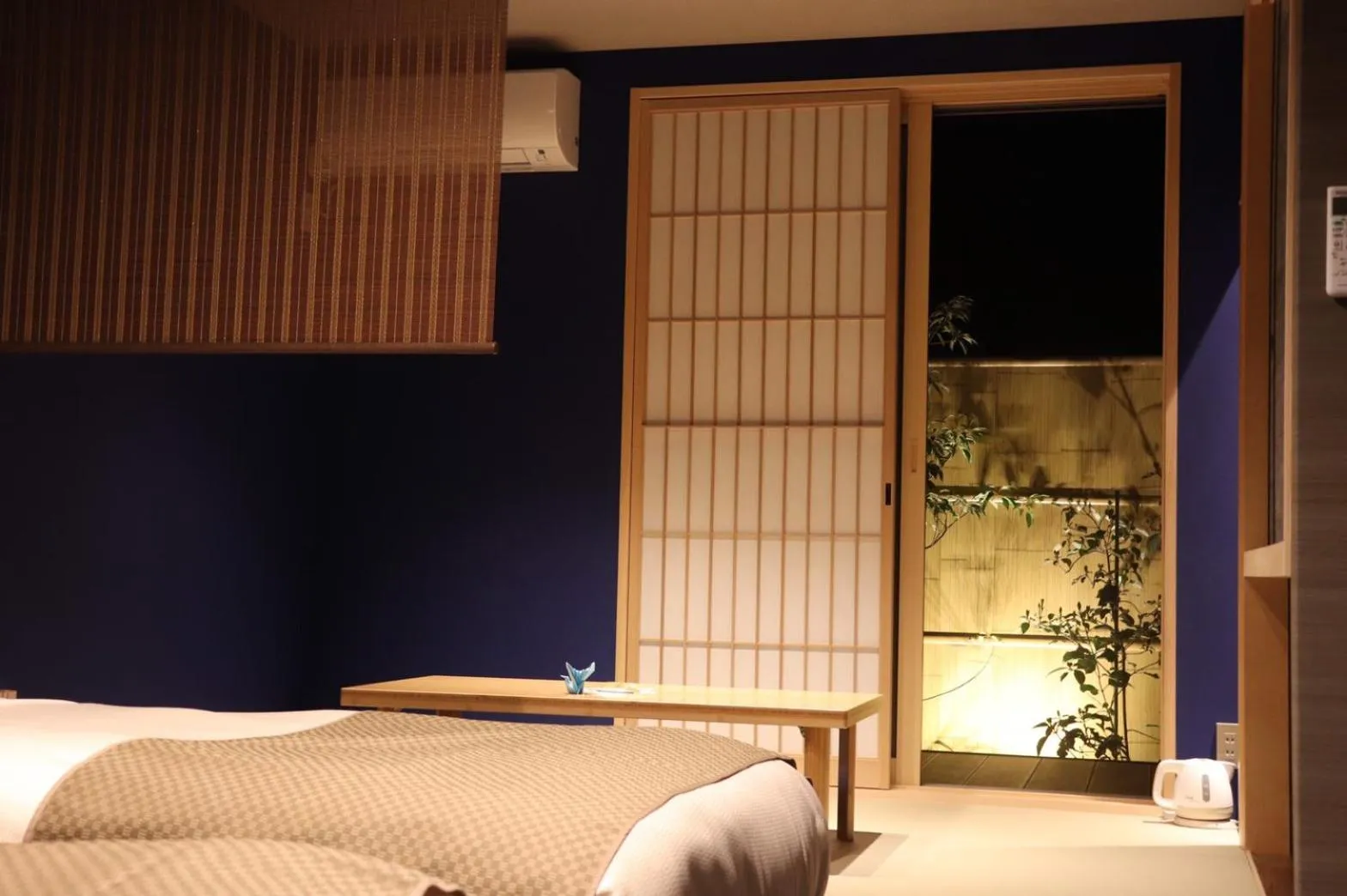 Bedroom, Bed in Hanaakari