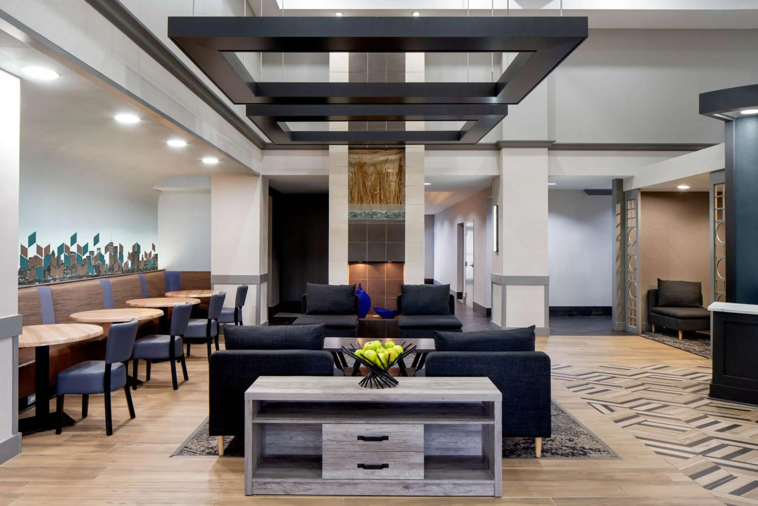 Lobby or reception in Hyatt Place Fair Lawn Paramus