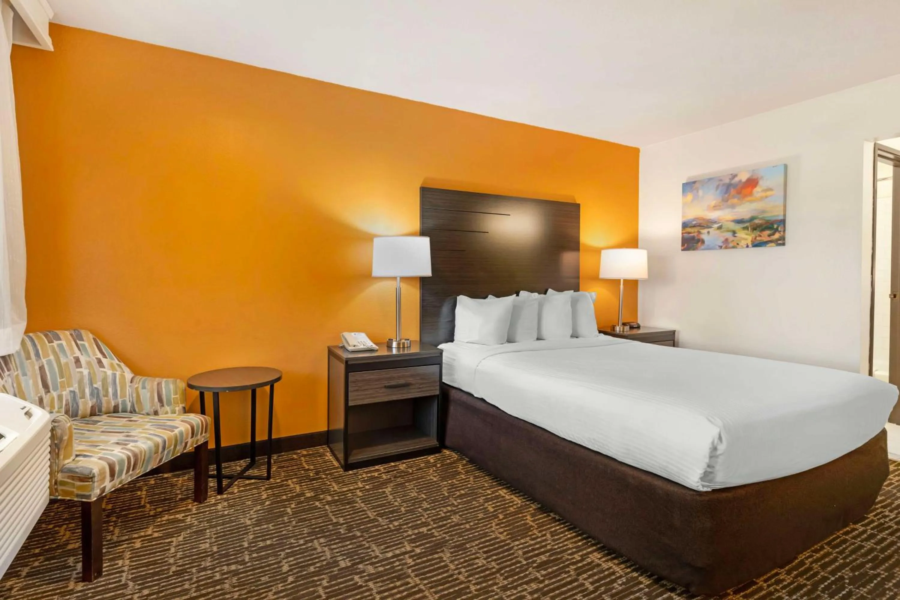 Bedroom, Bed in Sonoma Winegrower's Inn