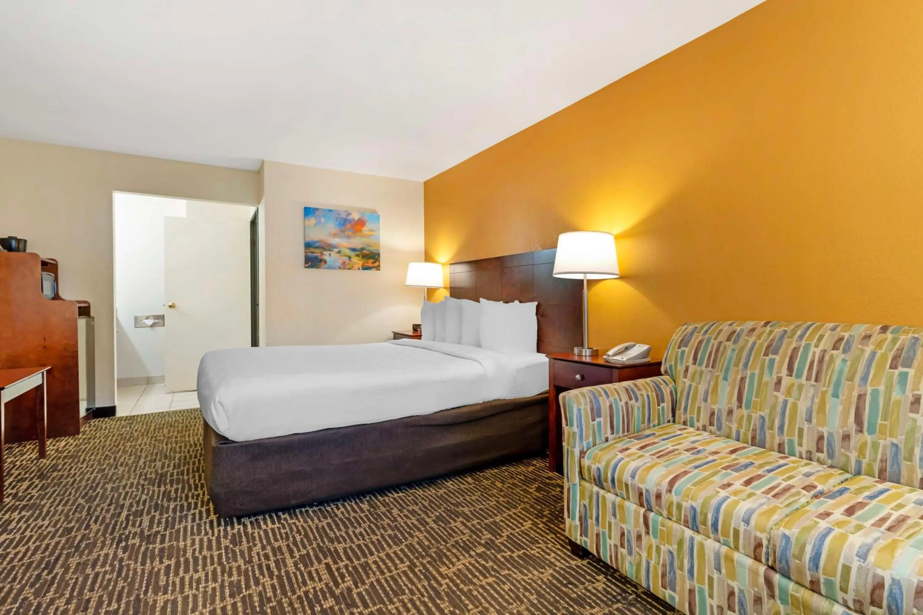 Bedroom, Bed in Sonoma Winegrower's Inn