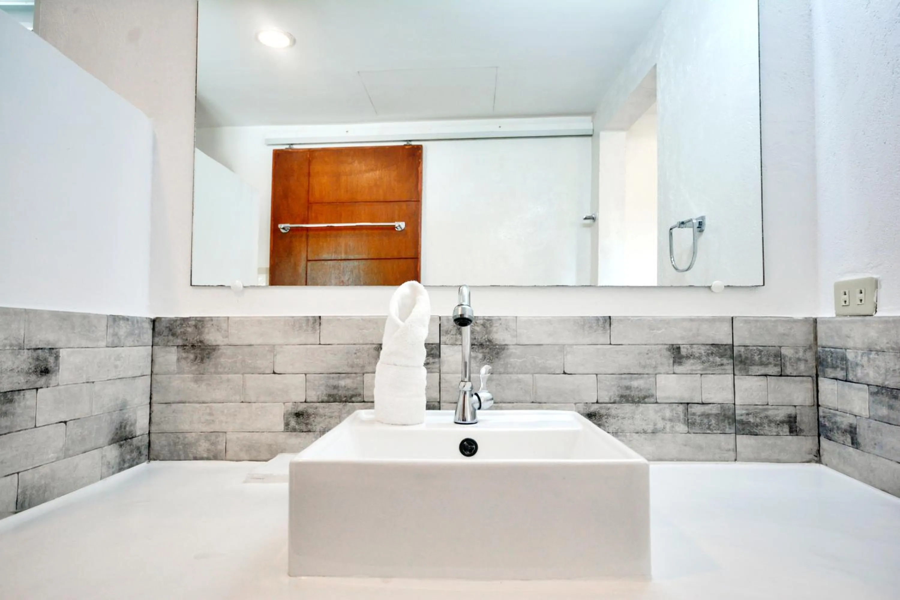 Bathroom in BABOSAM Hotel