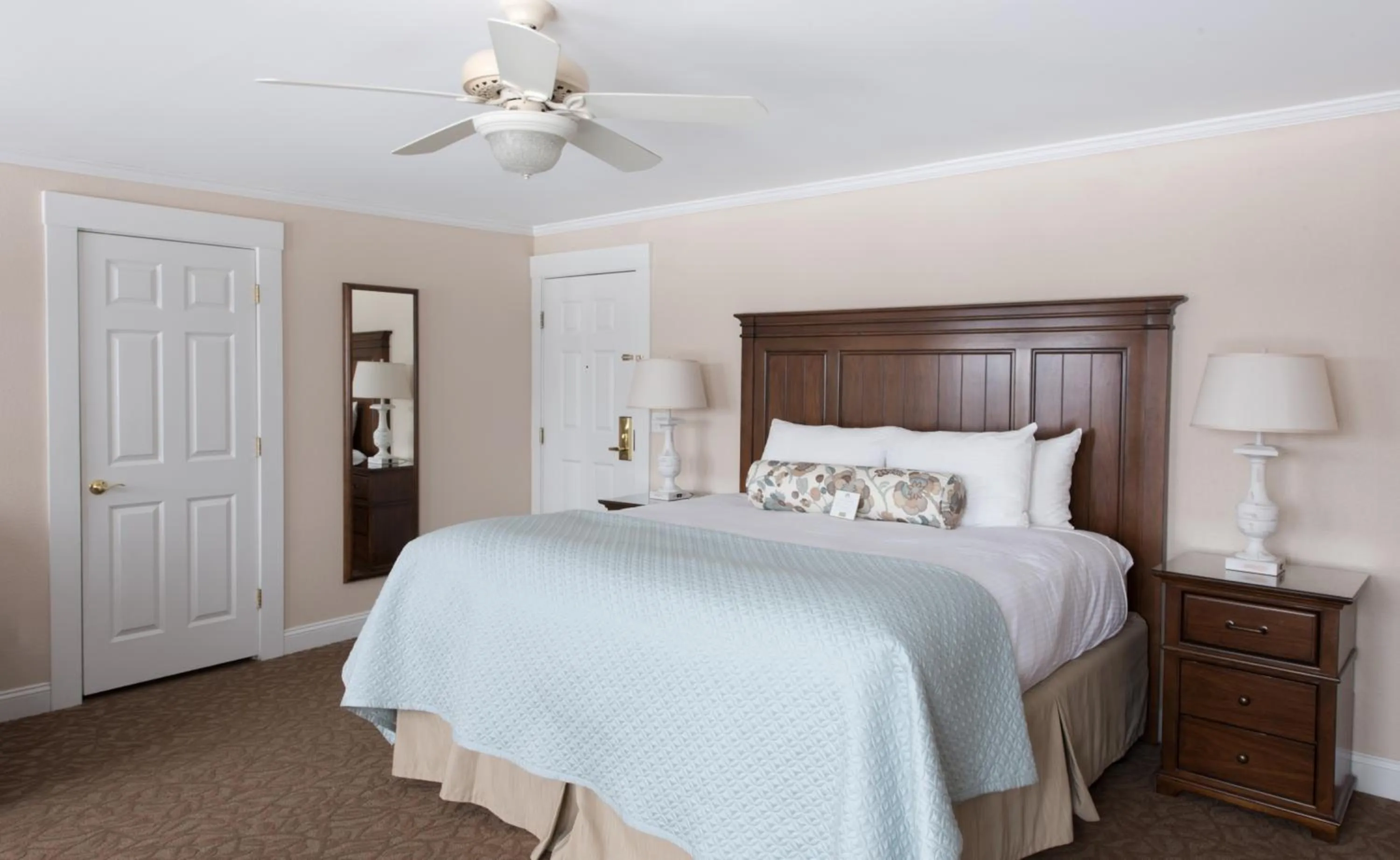 Bedroom, Bed in Mountain View Grand Resort & Spa