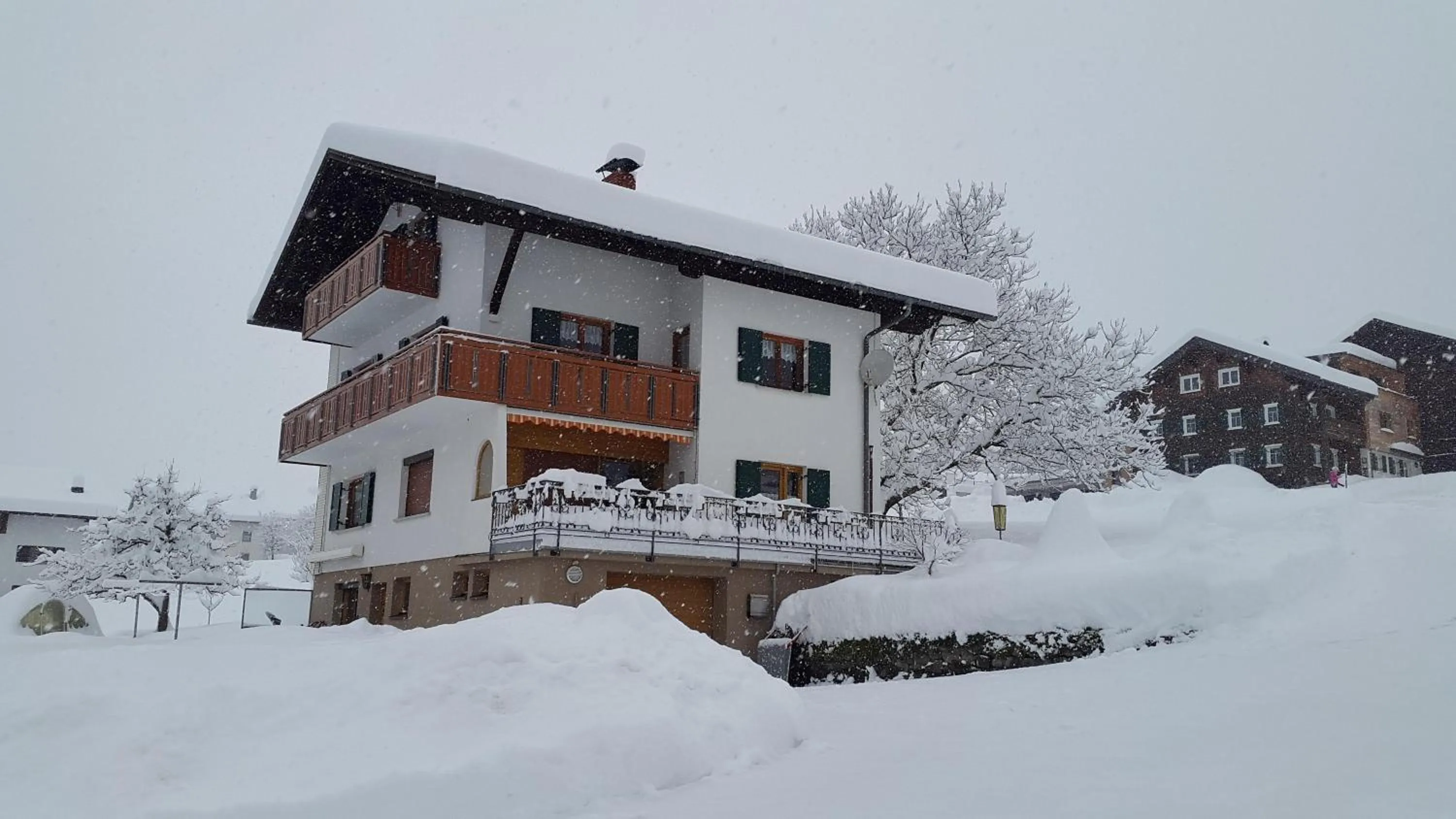 Property building in Haus Salzmann