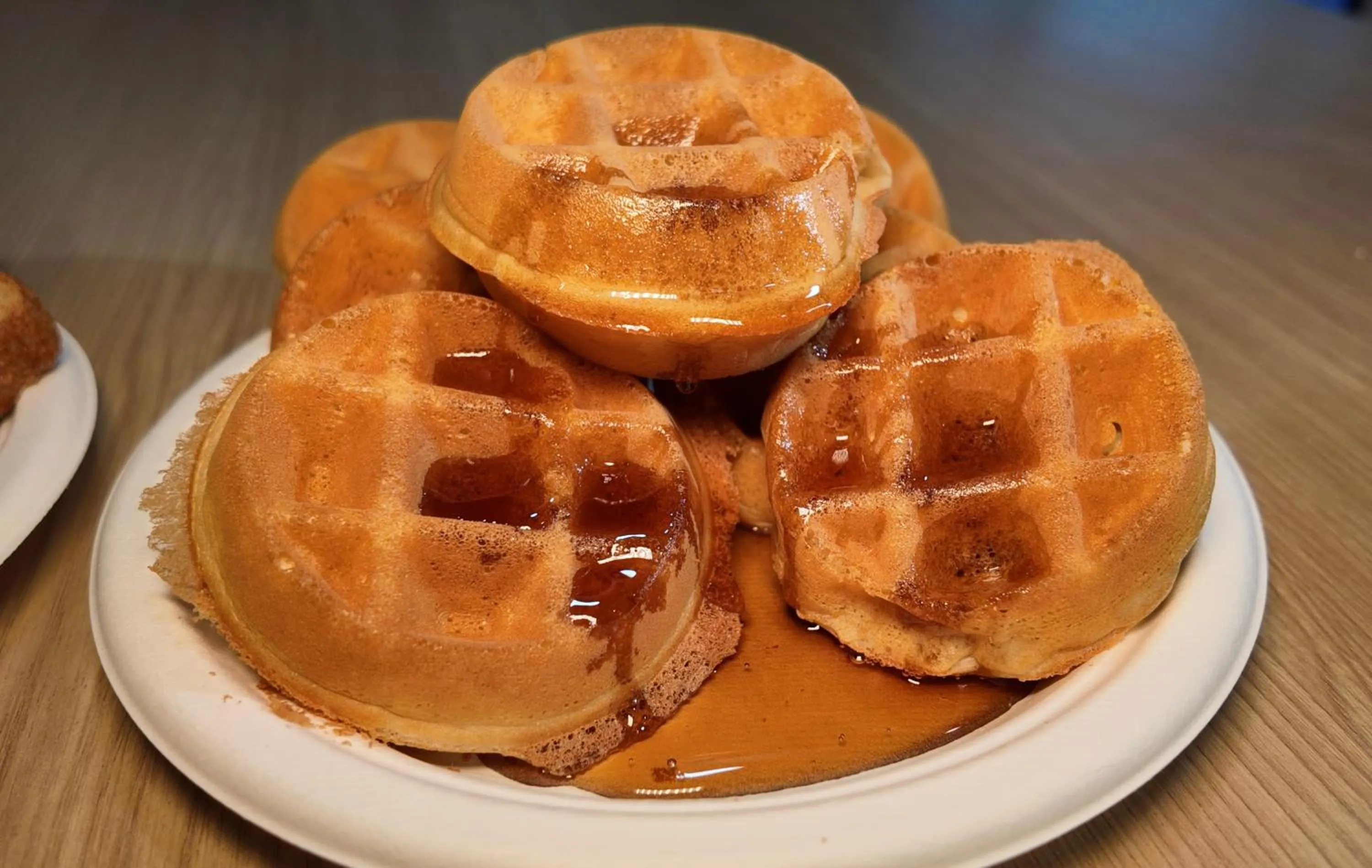 Breakfast in Lincoln Hotel Monterey Park Los Angeles