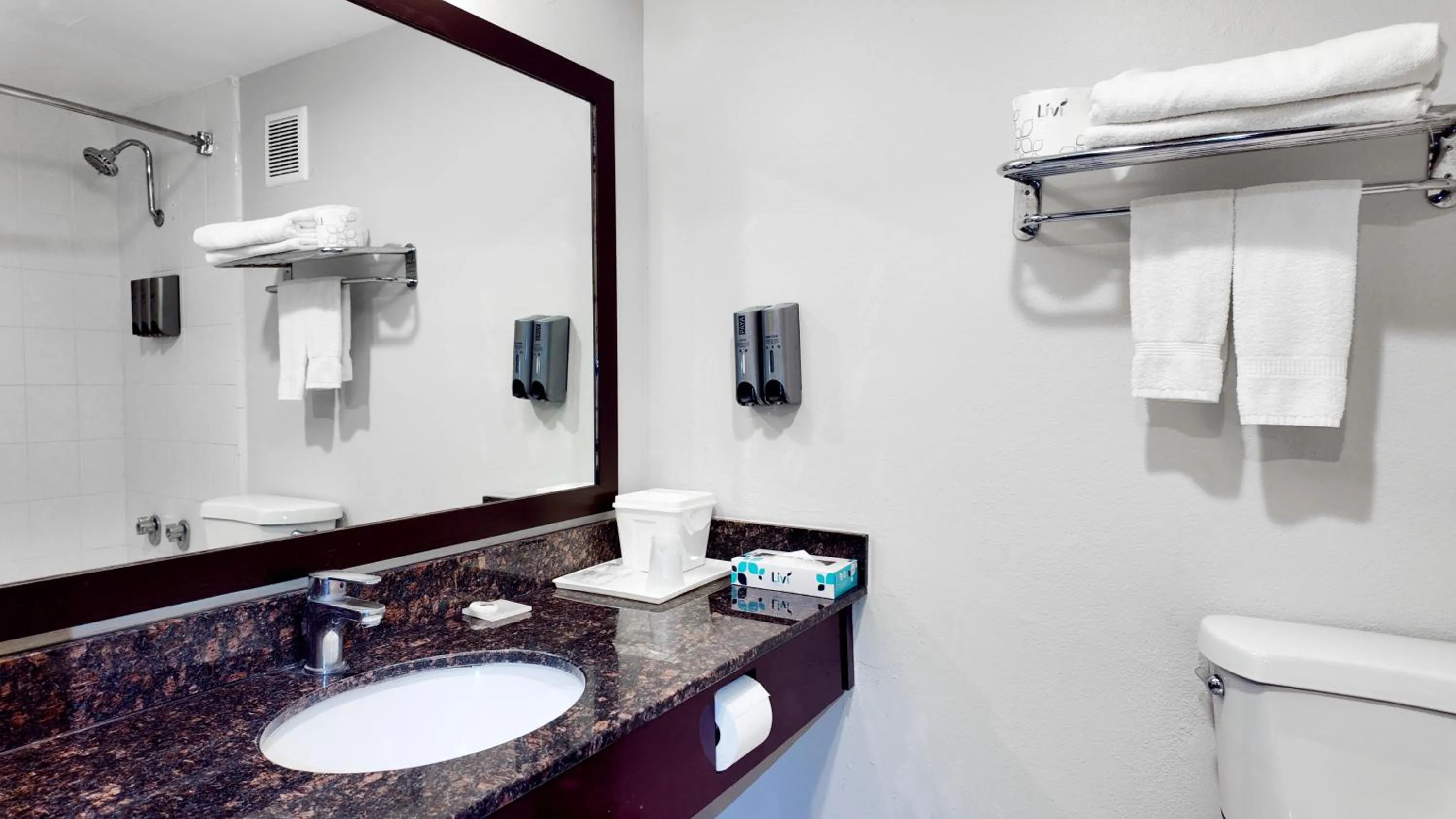 Bathroom in Lincoln Hotel Monterey Park Los Angeles