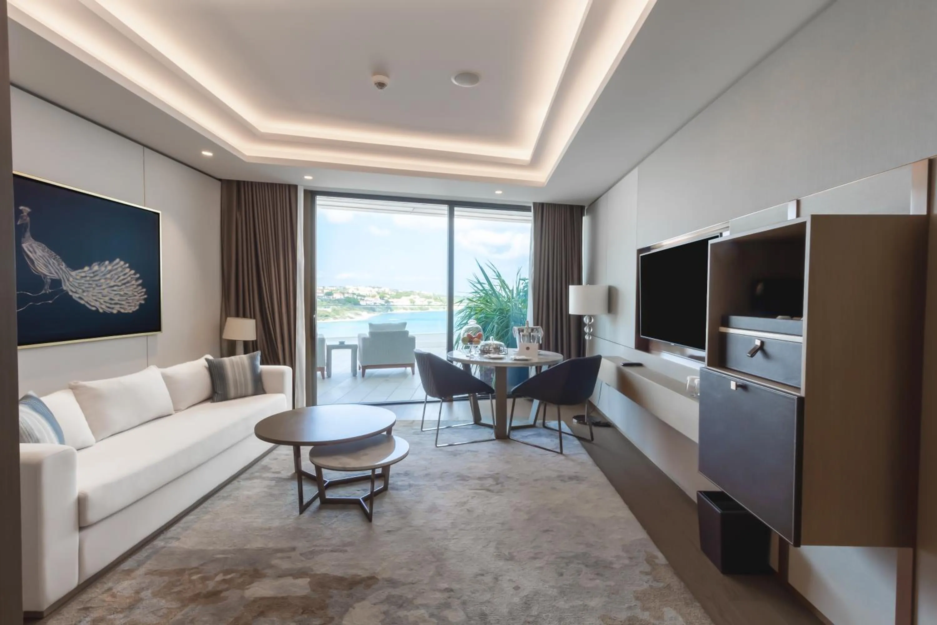 Living room in Reges, a Luxury Collection Resort & Spa, Cesme