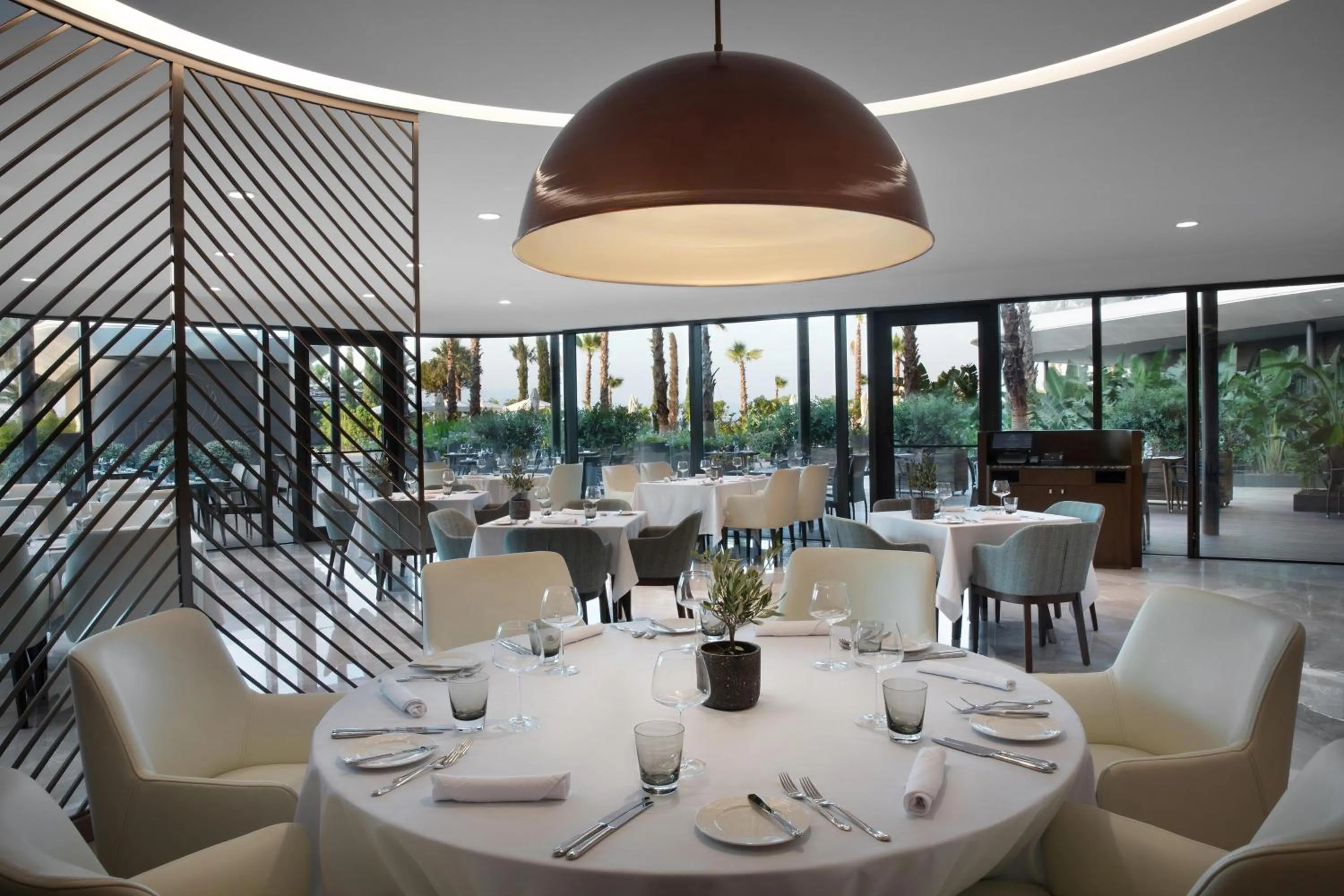 Restaurant/places to eat in Reges, a Luxury Collection Resort & Spa, Cesme